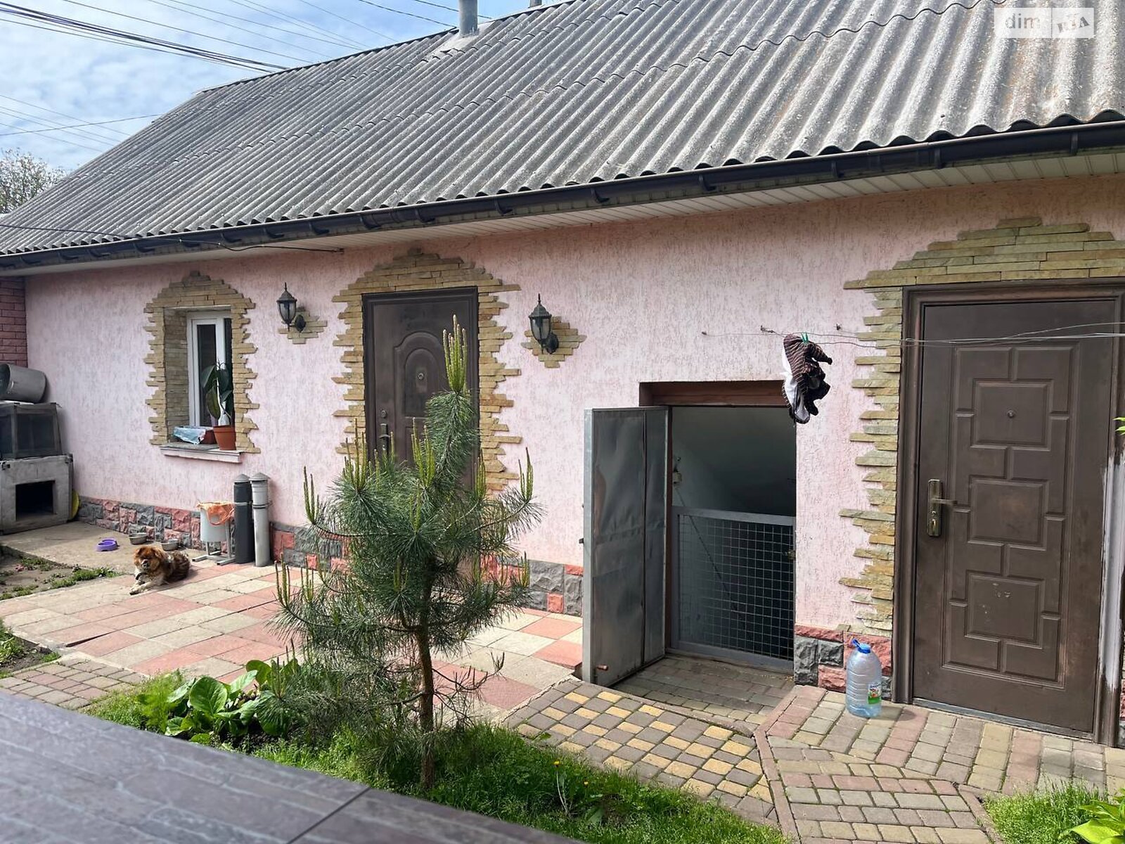 одноэтажный дом с гаражом, 95 кв. м, кирпич. Продажа в Виннице район Старый город фото 1 одноэтажный дом с гаражом, 95 кв. м, кирпич. Продажа в Виннице район Старый город фото 1
