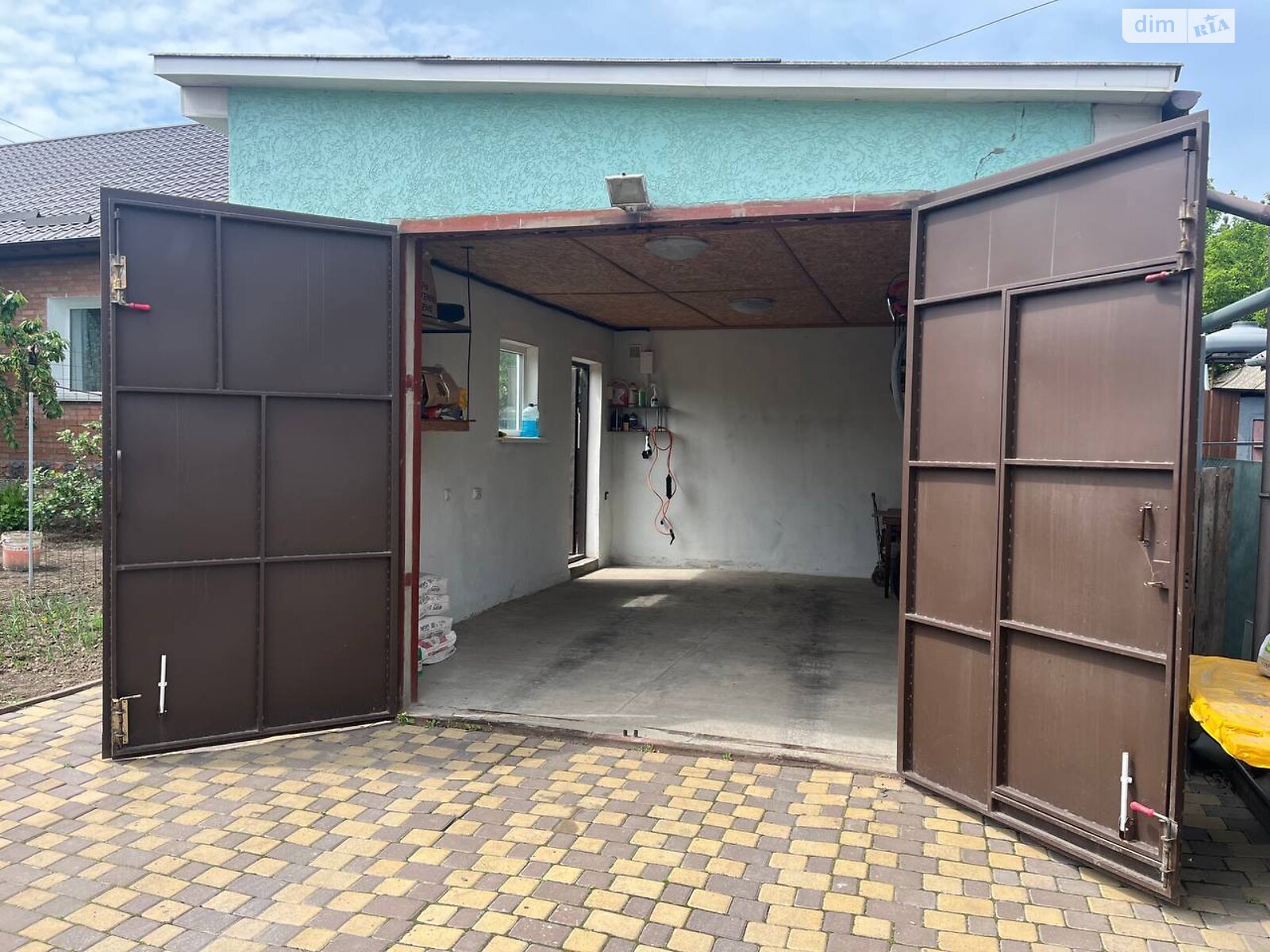 одноэтажный дом с гаражом, 95 кв. м, кирпич. Продажа в Виннице район Старый город фото 1 одноэтажный дом с гаражом, 95 кв. м, кирпич. Продажа в Виннице район Старый город фото 1
