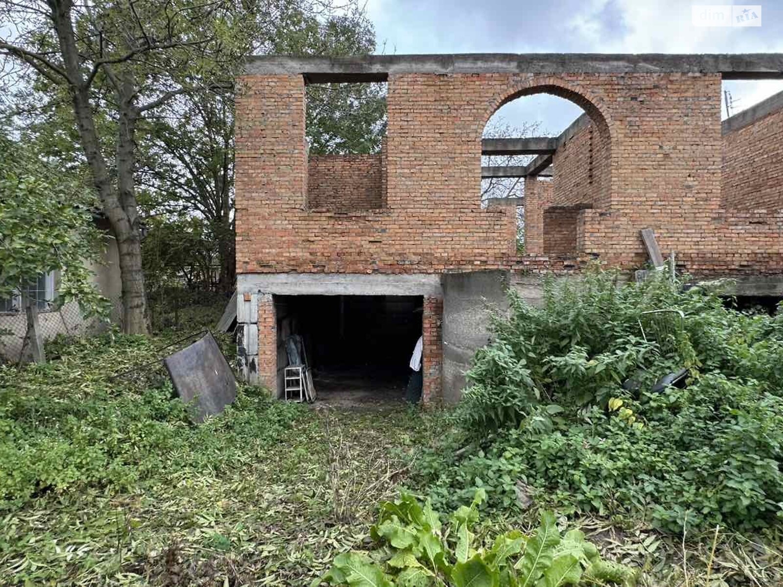 одноповерховий будинок з гаражем, 120 кв. м, кирпич. Продаж в Вінниці, район Старе місто фото 1 одноповерховий будинок з гаражем, 120 кв. м, кирпич. Продаж в Вінниці, район Старе місто фото 1