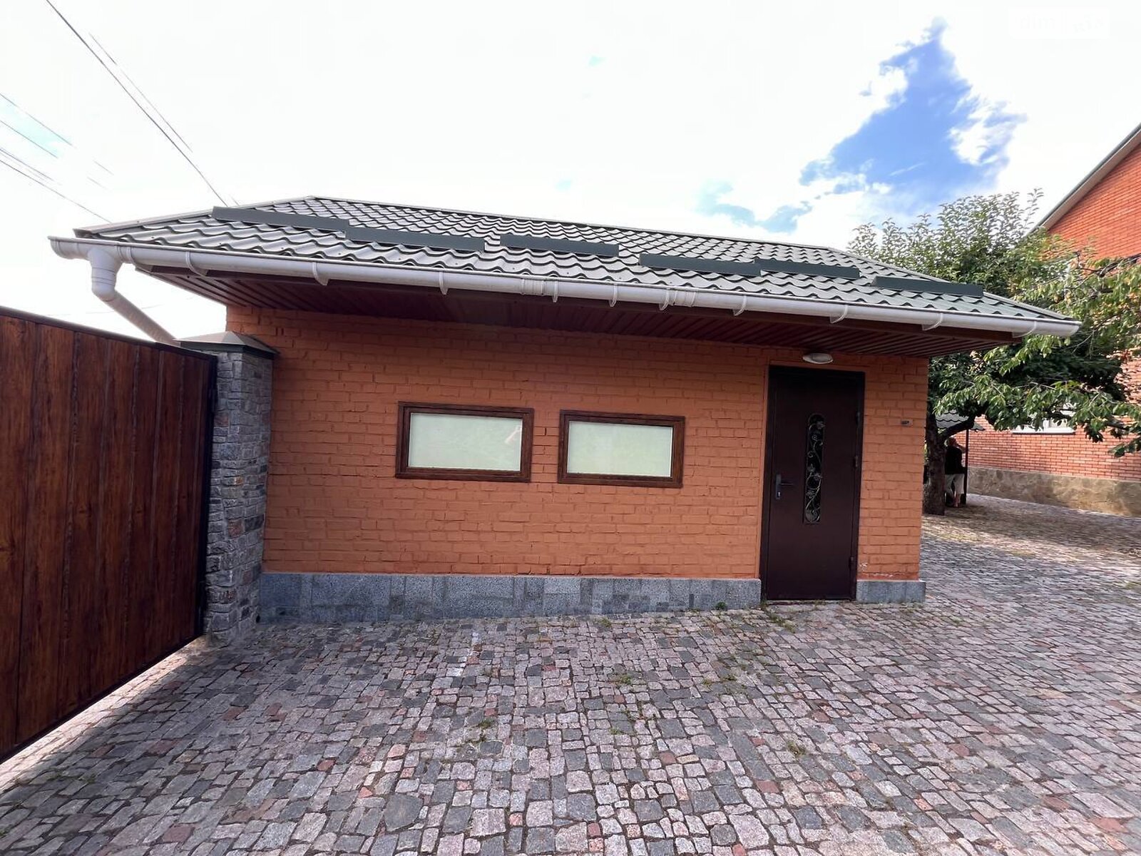 двоповерховий будинок бесідка, 185.7 кв. м, кирпич. Продаж в Вінниці, район Старе місто фото 1 двоповерховий будинок бесідка, 185.7 кв. м, кирпич. Продаж в Вінниці, район Старе місто фото 1