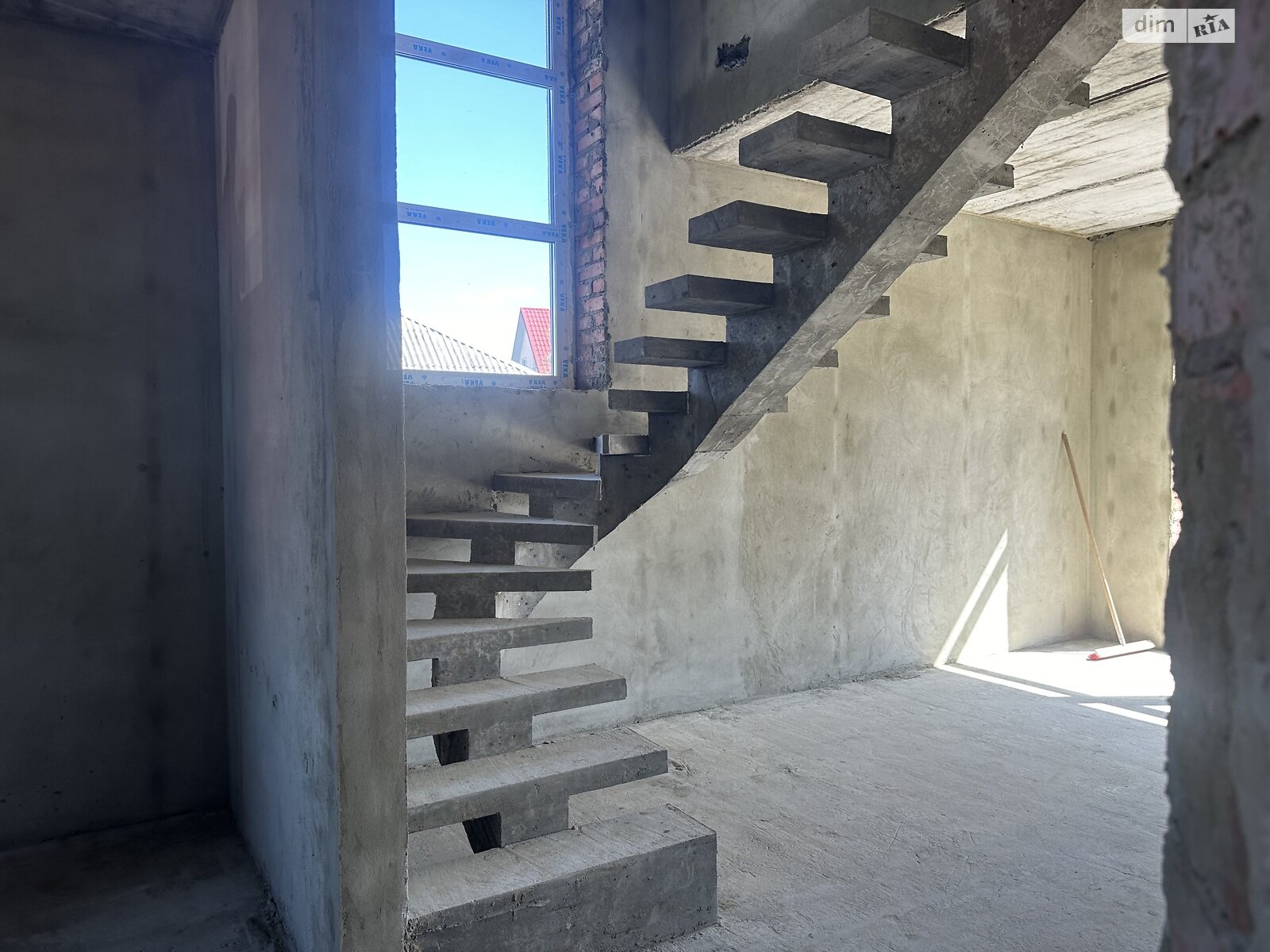 двоповерховий будинок з гаражем, 176 кв. м, цегла. Продаж в Вінниці, район Старе місто фото 1 двоповерховий будинок з гаражем, 176 кв. м, цегла. Продаж в Вінниці, район Старе місто фото 1