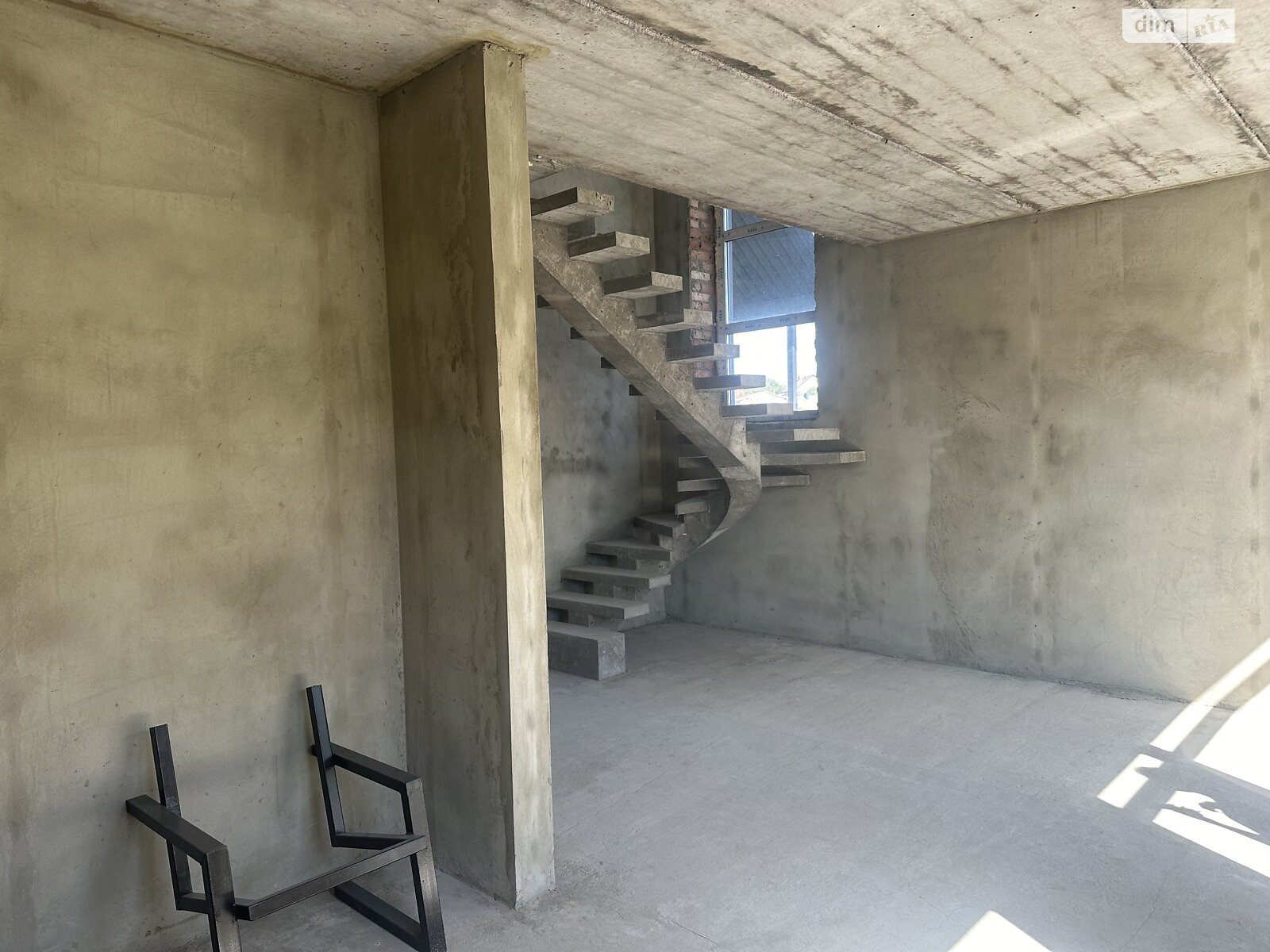 двоповерховий будинок з гаражем, 176 кв. м, цегла. Продаж в Вінниці, район Старе місто фото 1 двоповерховий будинок з гаражем, 176 кв. м, цегла. Продаж в Вінниці, район Старе місто фото 1