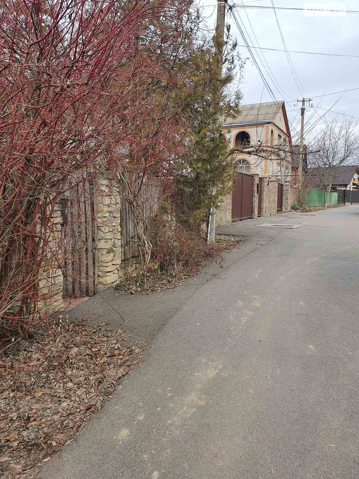 двухэтажный дом с гаражом, 242 кв. м, кирпич. Продажа в Виннице район Старый город фото 1 двухэтажный дом с гаражом, 242 кв. м, кирпич. Продажа в Виннице район Старый город фото 1
