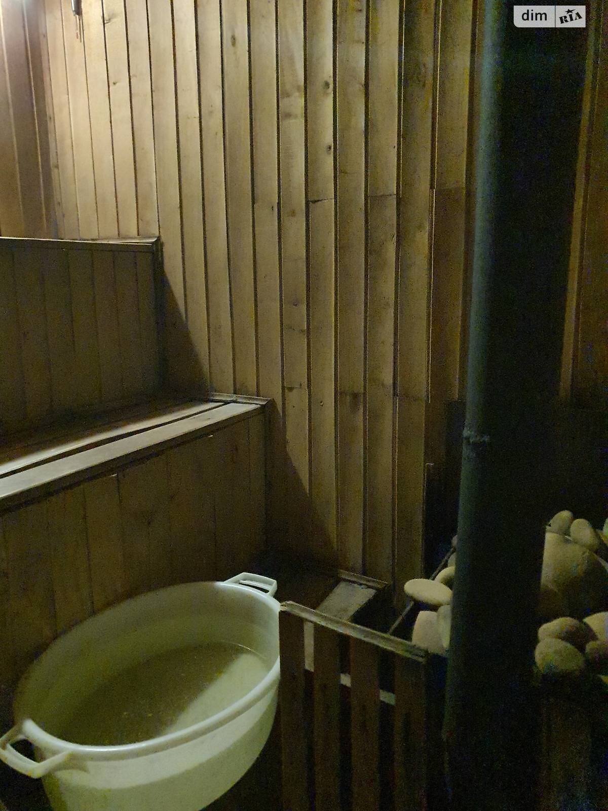 двухэтажный дом с гаражом, 242 кв. м, кирпич. Продажа в Виннице район Старый город фото 1 двухэтажный дом с гаражом, 242 кв. м, кирпич. Продажа в Виннице район Старый город фото 1