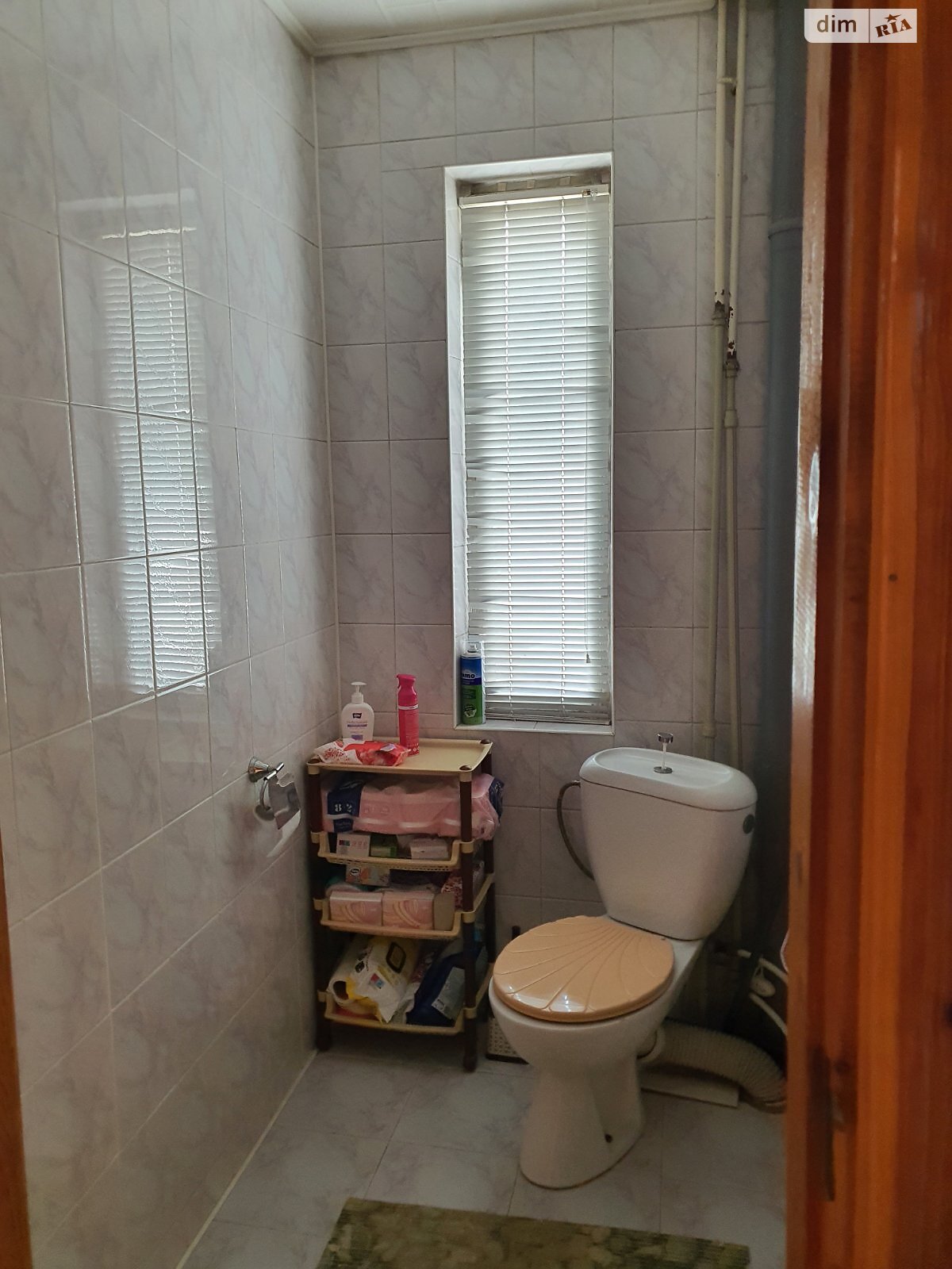 двухэтажный дом с гаражом, 242 кв. м, кирпич. Продажа в Виннице район Старый город фото 1 двухэтажный дом с гаражом, 242 кв. м, кирпич. Продажа в Виннице район Старый город фото 1