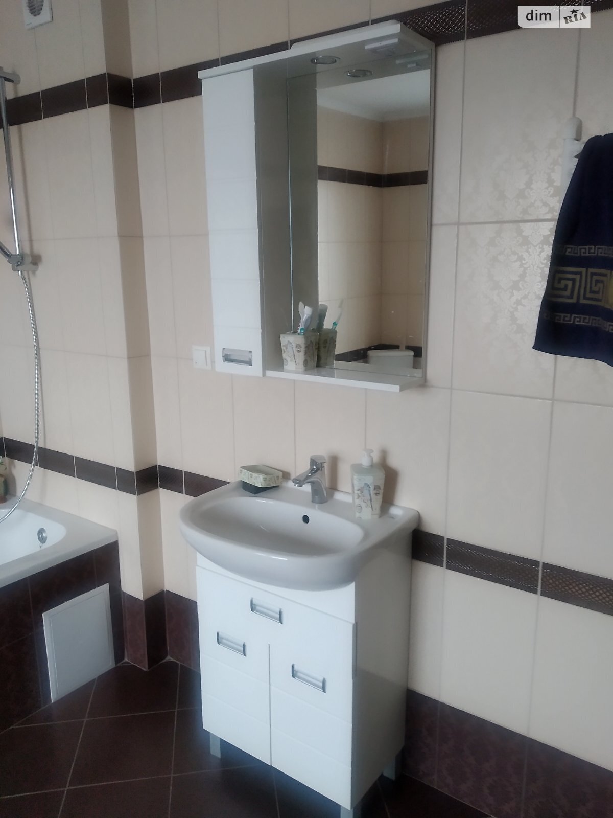 двухэтажный дом, 270 кв. м, кирпич. Продажа в Виннице район Старый город фото 1 двухэтажный дом, 270 кв. м, кирпич. Продажа в Виннице район Старый город фото 1
