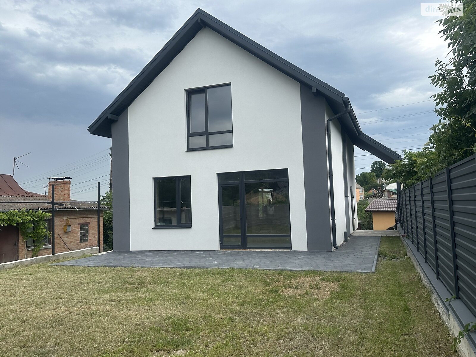 двоповерховий будинок з гаражем, 176 кв. м, цегла. Продаж в Вінниці, район Старе місто фото 1 двоповерховий будинок з гаражем, 176 кв. м, цегла. Продаж в Вінниці, район Старе місто фото 1