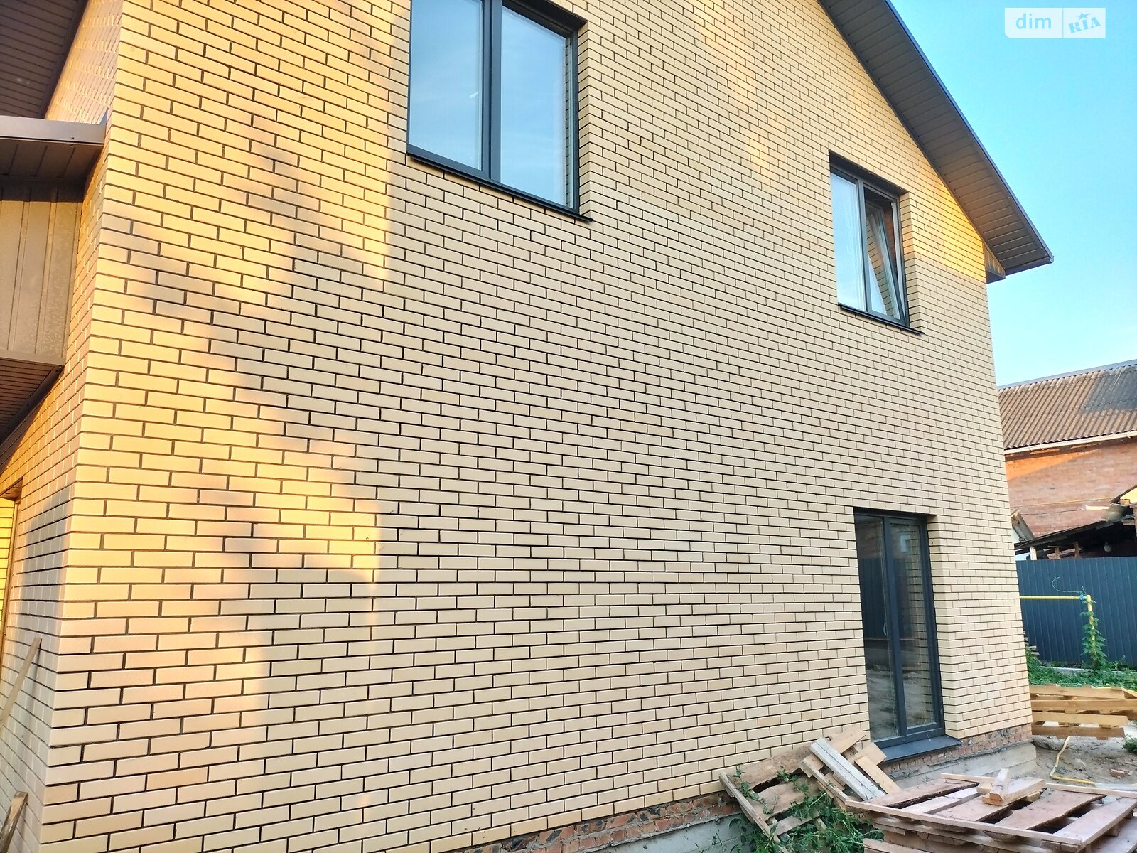 двоповерховий будинок з опаленням, 130 кв. м, цегла. Продаж в Вінниці, район Старе місто фото 1 двоповерховий будинок з опаленням, 130 кв. м, цегла. Продаж в Вінниці, район Старе місто фото 1