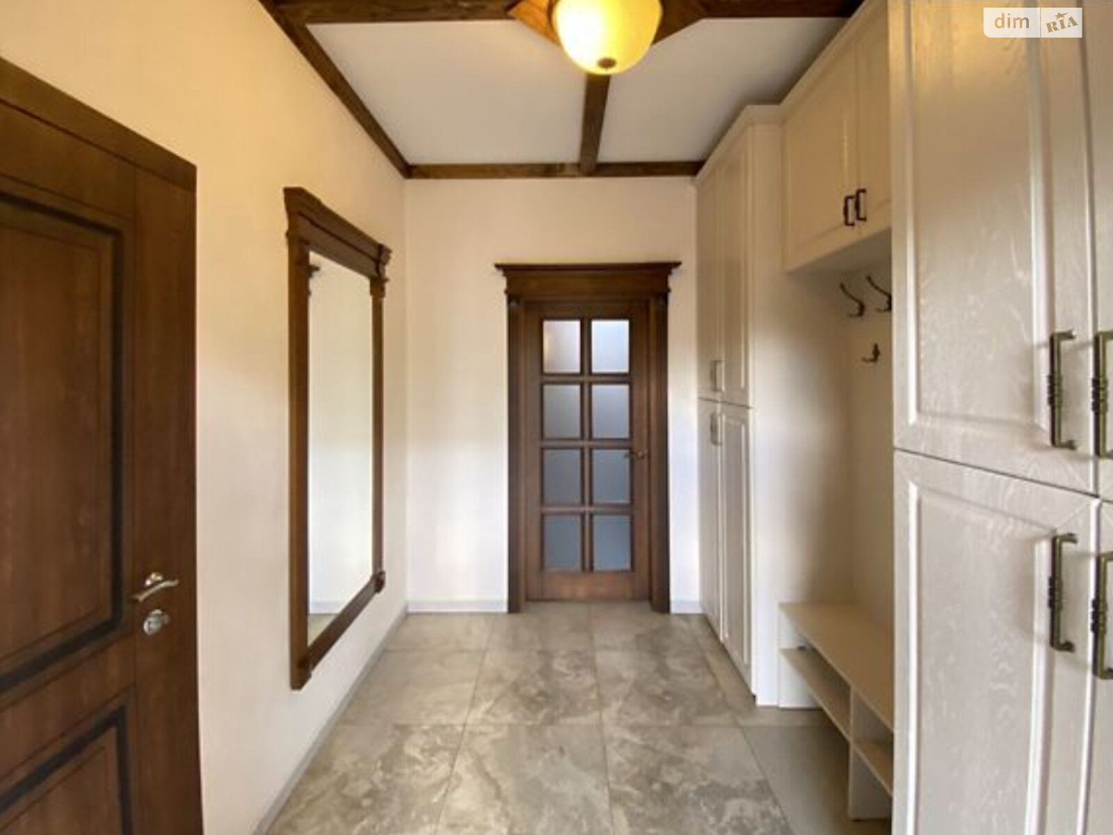 двоповерховий будинок з гаражем, 236 кв. м, цегла. Продаж в Вінниці, район Старе місто фото 1 двоповерховий будинок з гаражем, 236 кв. м, цегла. Продаж в Вінниці, район Старе місто фото 1