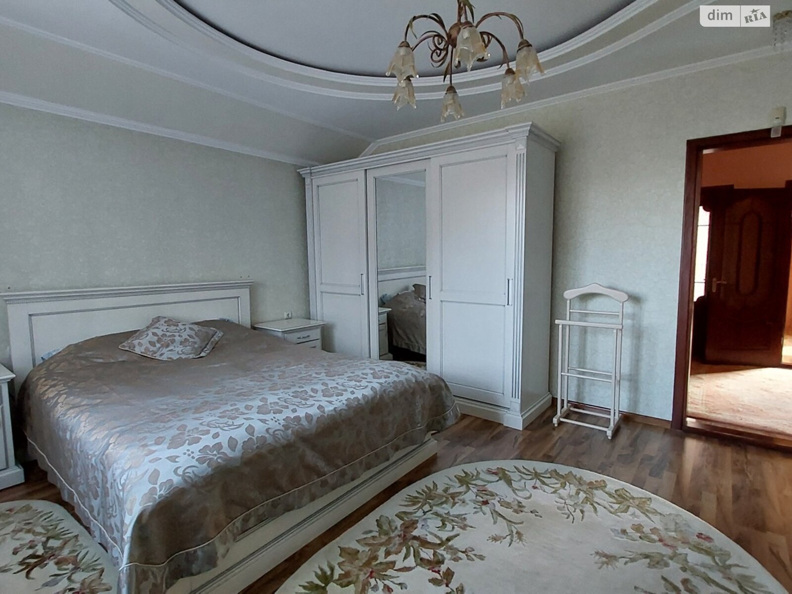 двухэтажный дом беседка, 260 кв. м, кирпич. Продажа в Виннице район Старый город фото 1 двухэтажный дом беседка, 260 кв. м, кирпич. Продажа в Виннице район Старый город фото 1