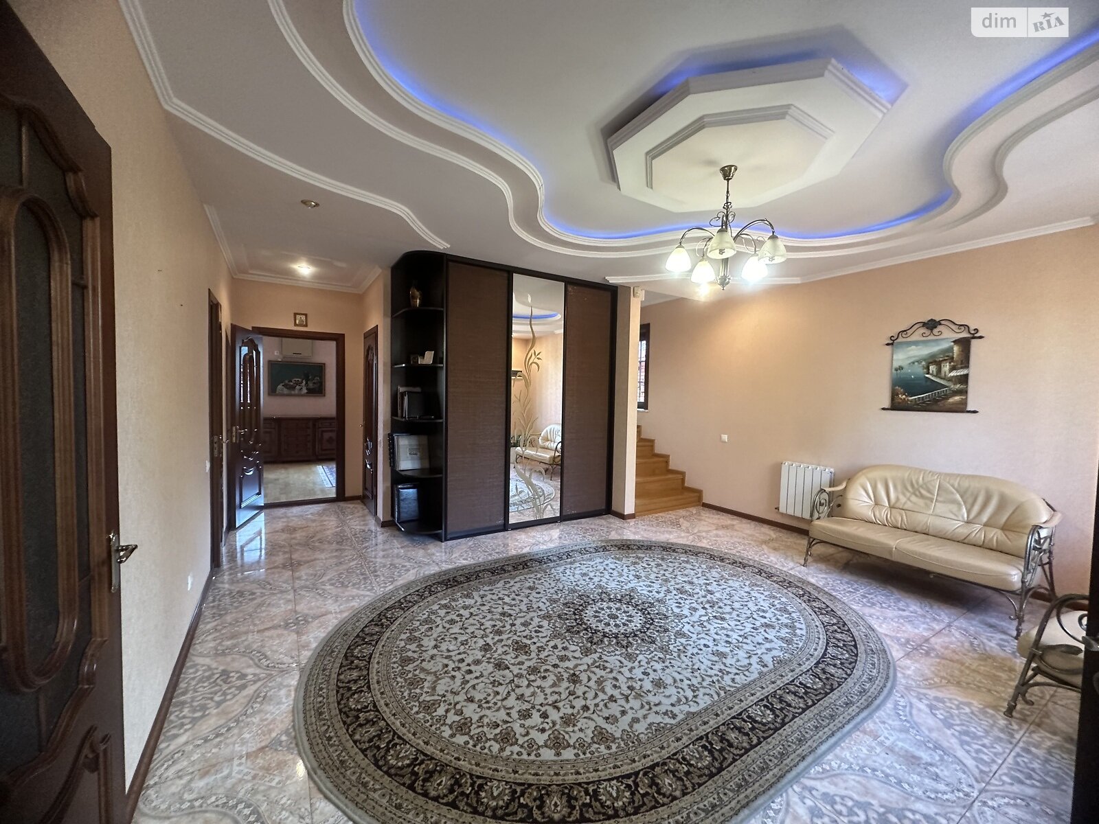 двухэтажный дом беседка, 260 кв. м, кирпич. Продажа в Виннице район Старый город фото 1 двухэтажный дом беседка, 260 кв. м, кирпич. Продажа в Виннице район Старый город фото 1