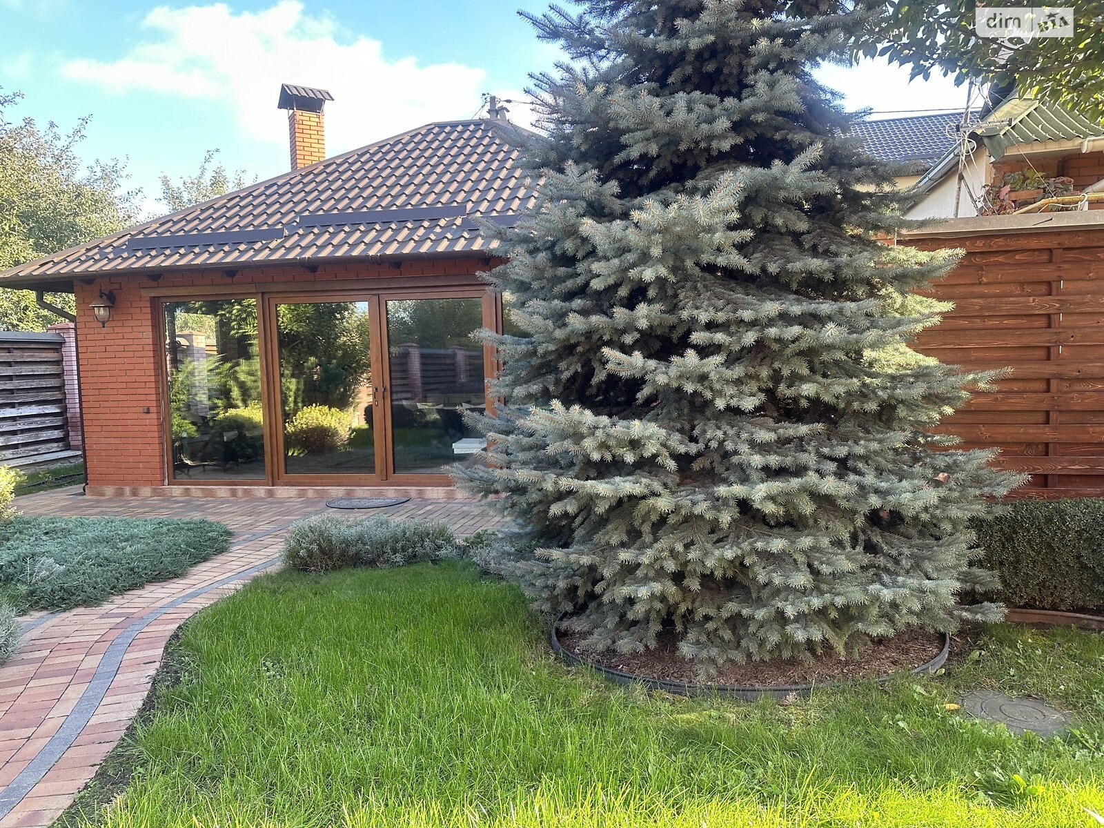 двухэтажный дом беседка, 260 кв. м, кирпич. Продажа в Виннице район Старый город фото 1 двухэтажный дом беседка, 260 кв. м, кирпич. Продажа в Виннице район Старый город фото 1