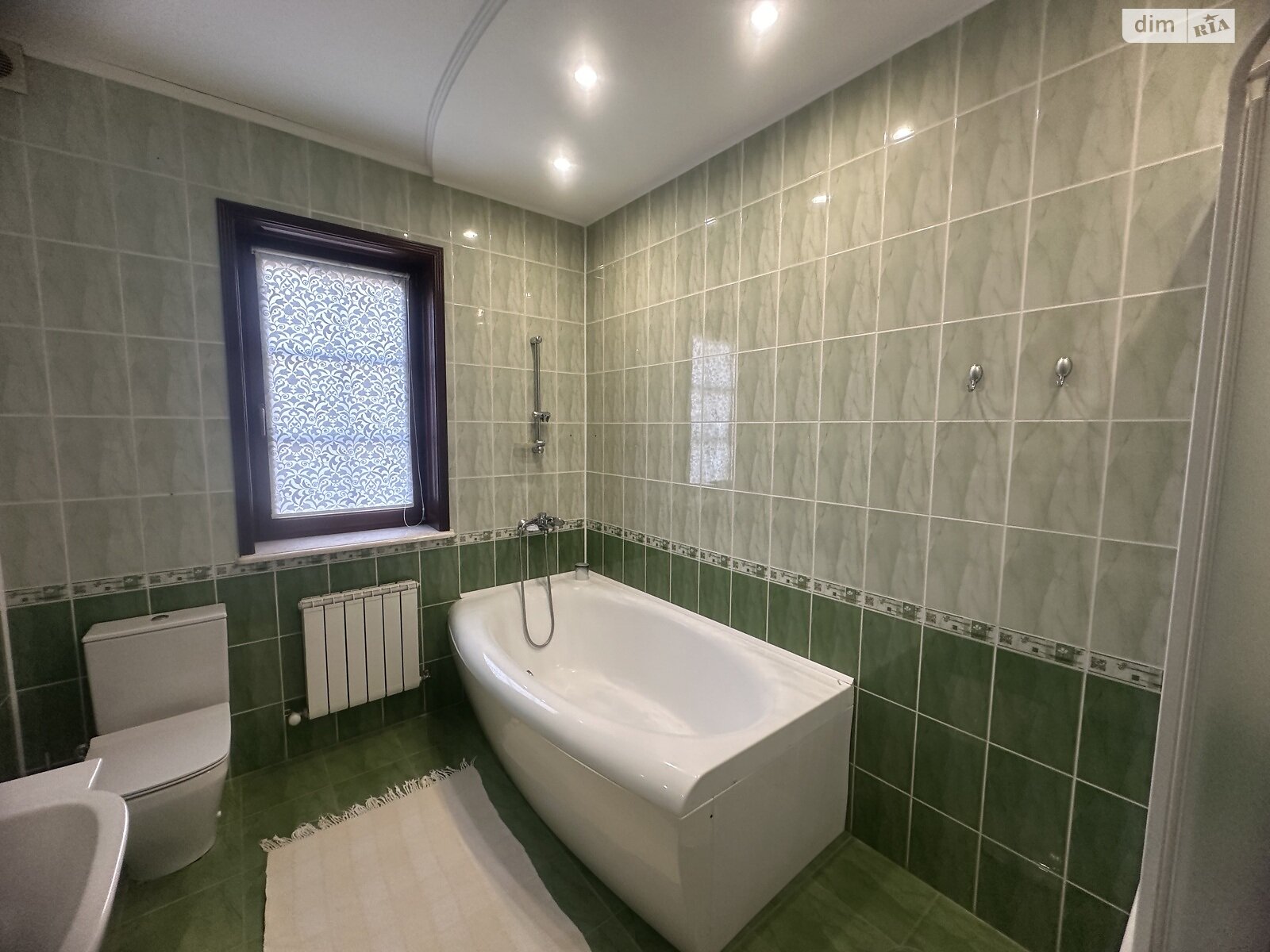двухэтажный дом беседка, 260 кв. м, кирпич. Продажа в Виннице район Старый город фото 1 двухэтажный дом беседка, 260 кв. м, кирпич. Продажа в Виннице район Старый город фото 1