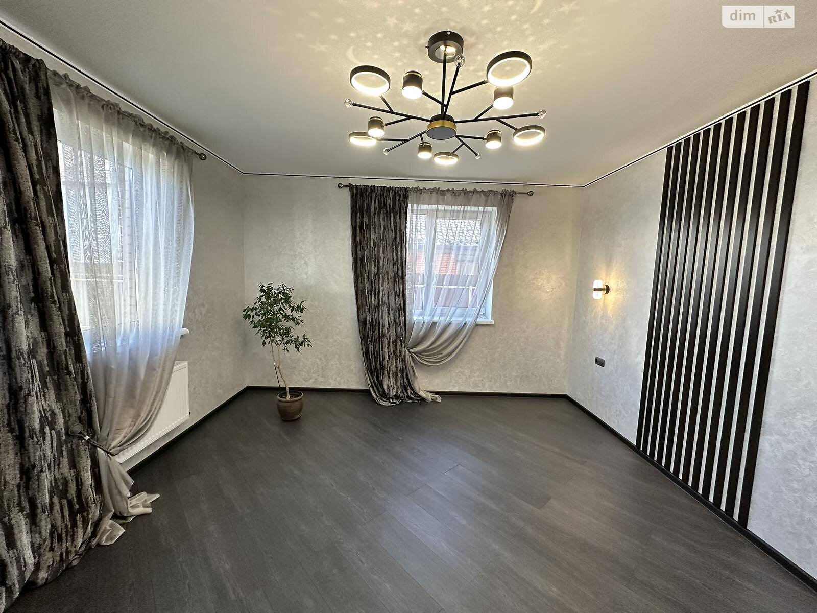 одноэтажный дом, 81 кв. м, кирпич. Продажа в Виннице район Старый город фото 1 одноэтажный дом, 81 кв. м, кирпич. Продажа в Виннице район Старый город фото 1