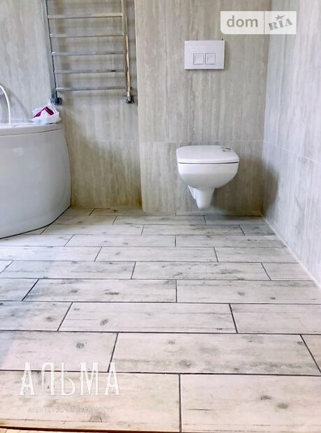 двухэтажный дом с ремонтом, 125 кв. м, кирпич. Продажа в Виннице район Старый город фото 1 двухэтажный дом с ремонтом, 125 кв. м, кирпич. Продажа в Виннице район Старый город фото 1
