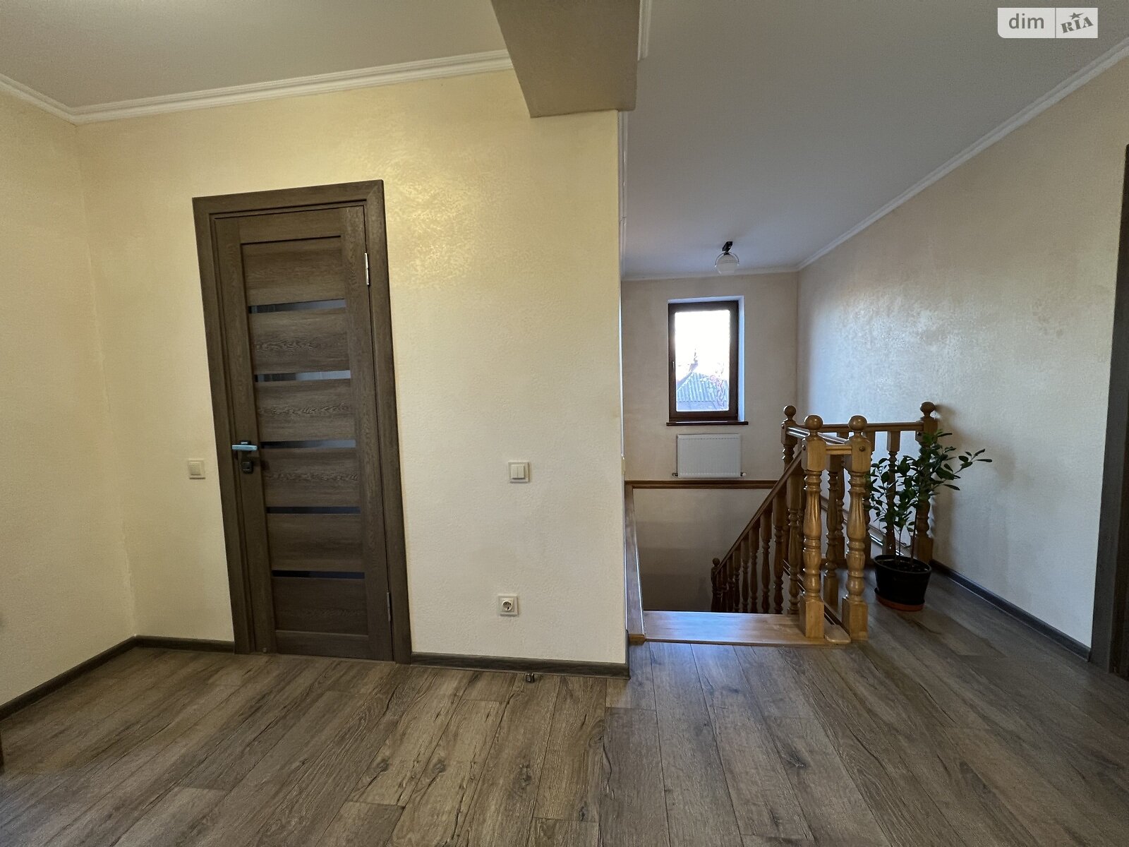 двухэтажный дом с балконом, 273 кв. м, кирпич. Продажа в Виннице район Старый город фото 1 двухэтажный дом с балконом, 273 кв. м, кирпич. Продажа в Виннице район Старый город фото 1