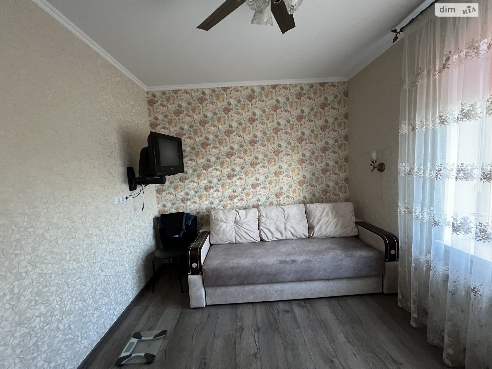 двухэтажный дом с балконом, 273 кв. м, кирпич. Продажа в Виннице район Старый город фото 1 двухэтажный дом с балконом, 273 кв. м, кирпич. Продажа в Виннице район Старый город фото 1