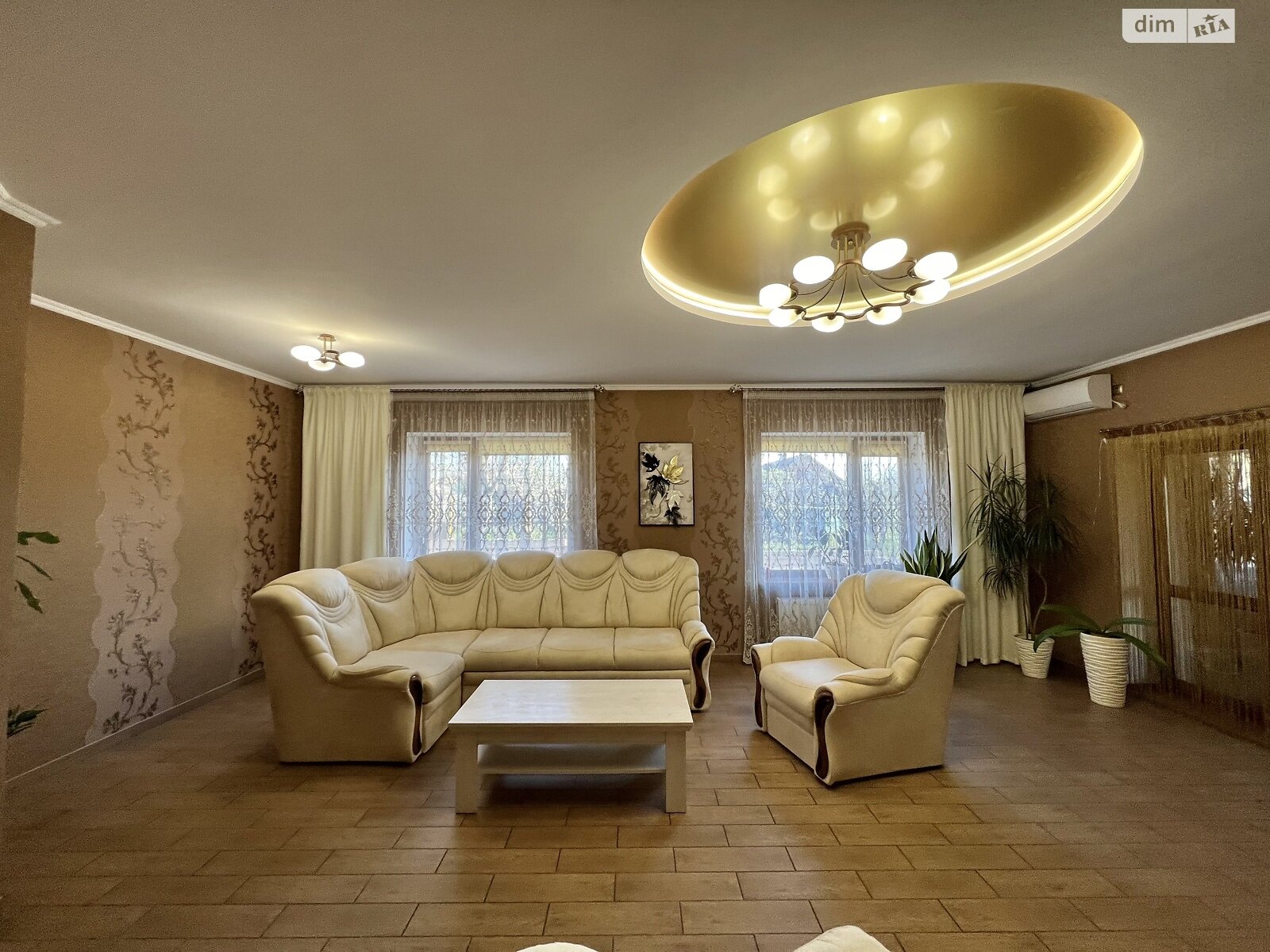 двухэтажный дом с балконом, 273 кв. м, кирпич. Продажа в Виннице район Старый город фото 1 двухэтажный дом с балконом, 273 кв. м, кирпич. Продажа в Виннице район Старый город фото 1