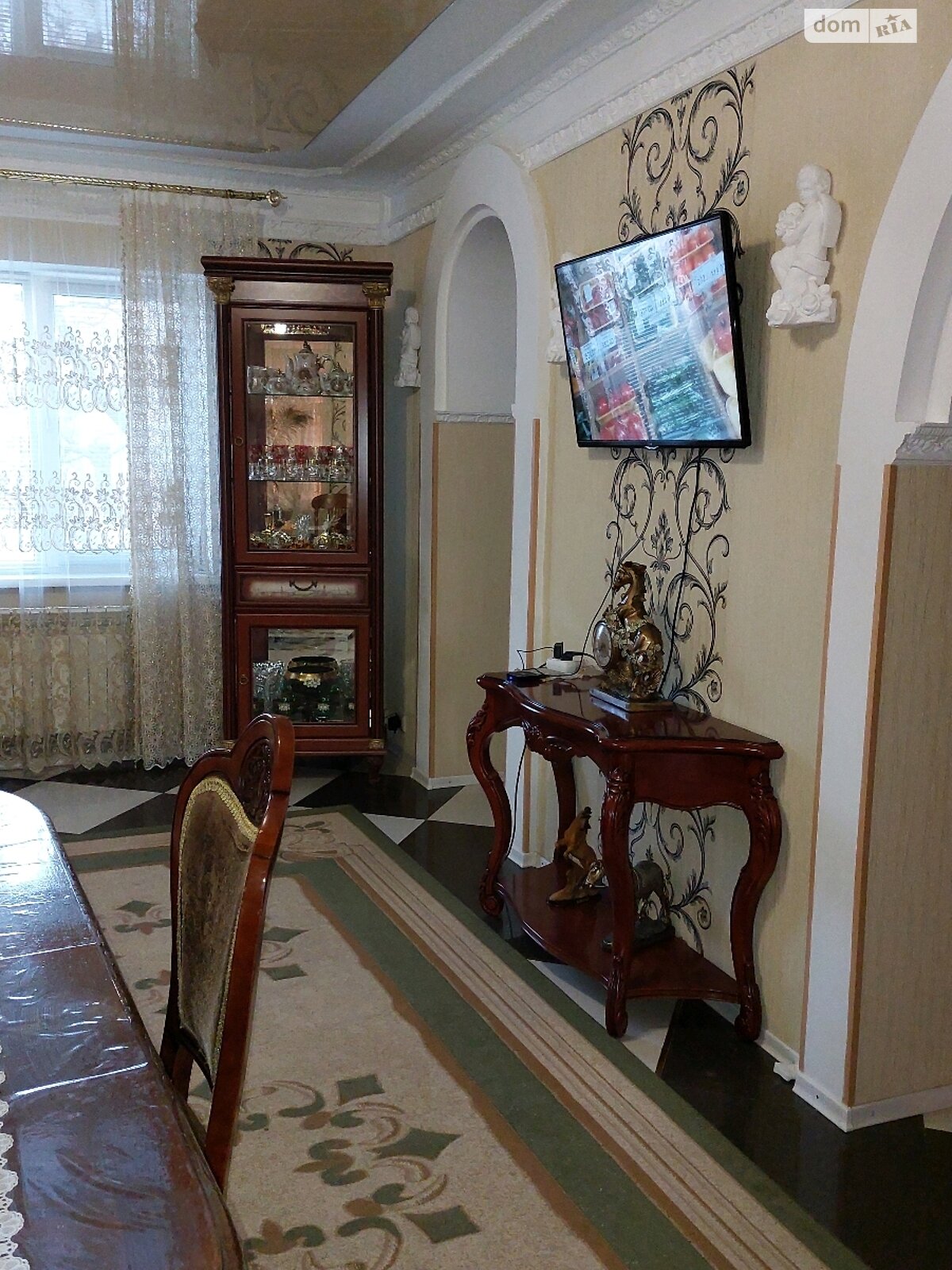 двухэтажный дом с верандой, 233.3 кв. м, кирпич. Продажа в Виннице район Старый город фото 1 двухэтажный дом с верандой, 233.3 кв. м, кирпич. Продажа в Виннице район Старый город фото 1