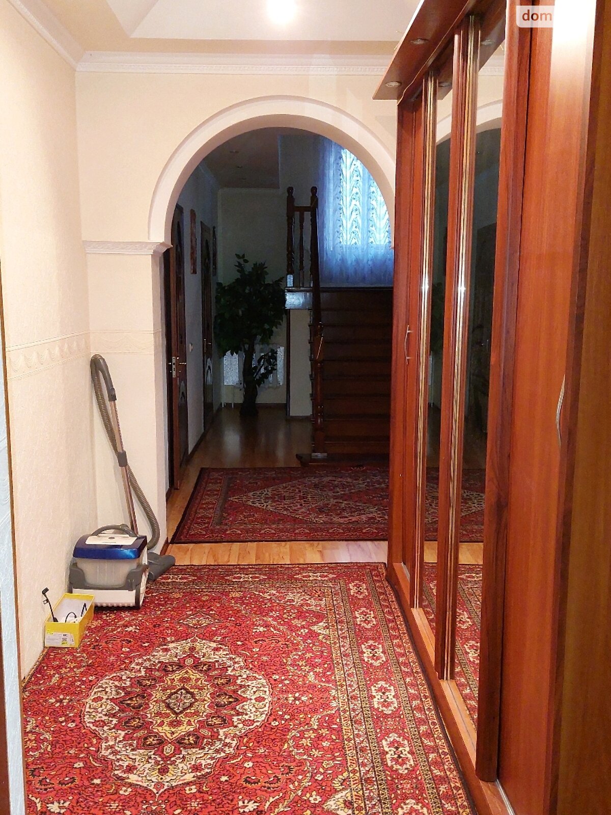 двухэтажный дом с верандой, 233.3 кв. м, кирпич. Продажа в Виннице район Старый город фото 1 двухэтажный дом с верандой, 233.3 кв. м, кирпич. Продажа в Виннице район Старый город фото 1