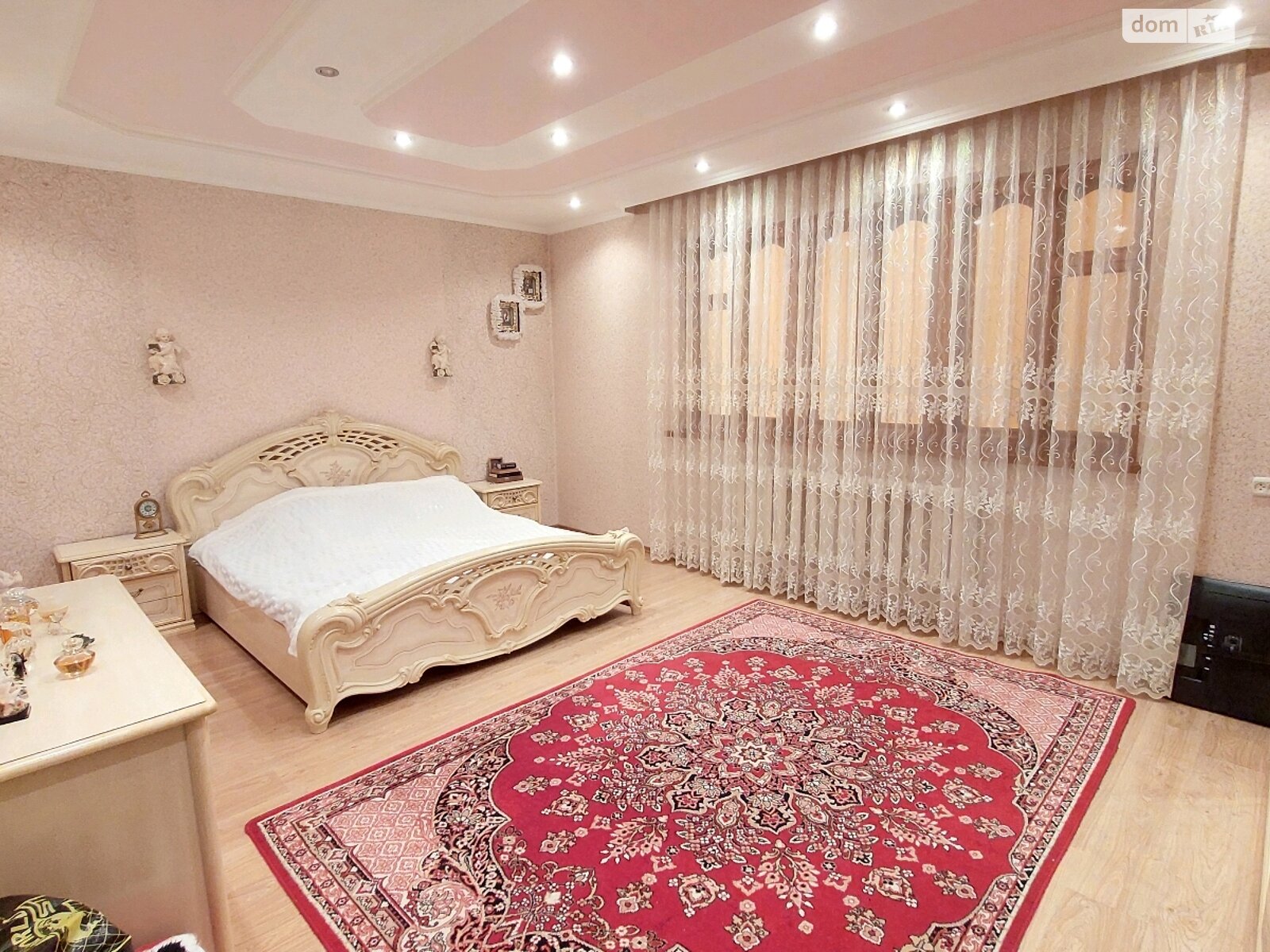 двухэтажный дом с верандой, 233.3 кв. м, кирпич. Продажа в Виннице район Старый город фото 1 двухэтажный дом с верандой, 233.3 кв. м, кирпич. Продажа в Виннице район Старый город фото 1