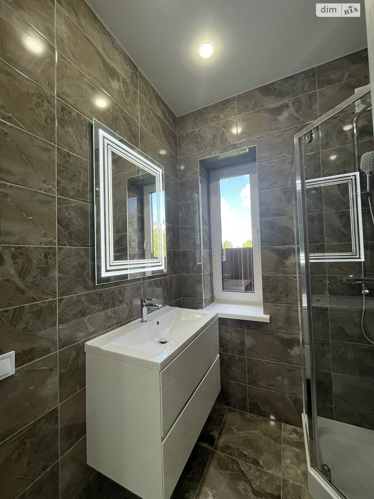 двоповерховий будинок, 119 кв. м, цегла. Продаж в Вінниці, район Старе місто фото 1 двоповерховий будинок, 119 кв. м, цегла. Продаж в Вінниці, район Старе місто фото 1