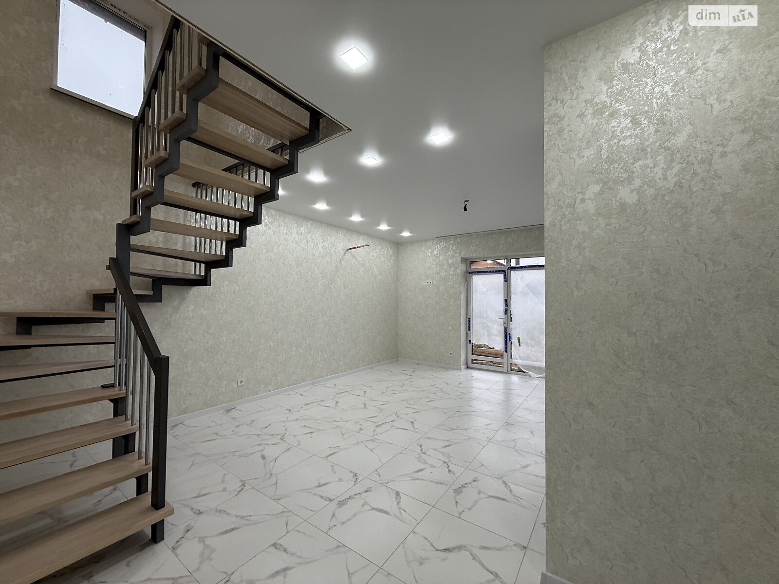 двухэтажный дом с отоплением, 120 кв. м, кирпич. Продажа в Виннице район Старый город фото 1