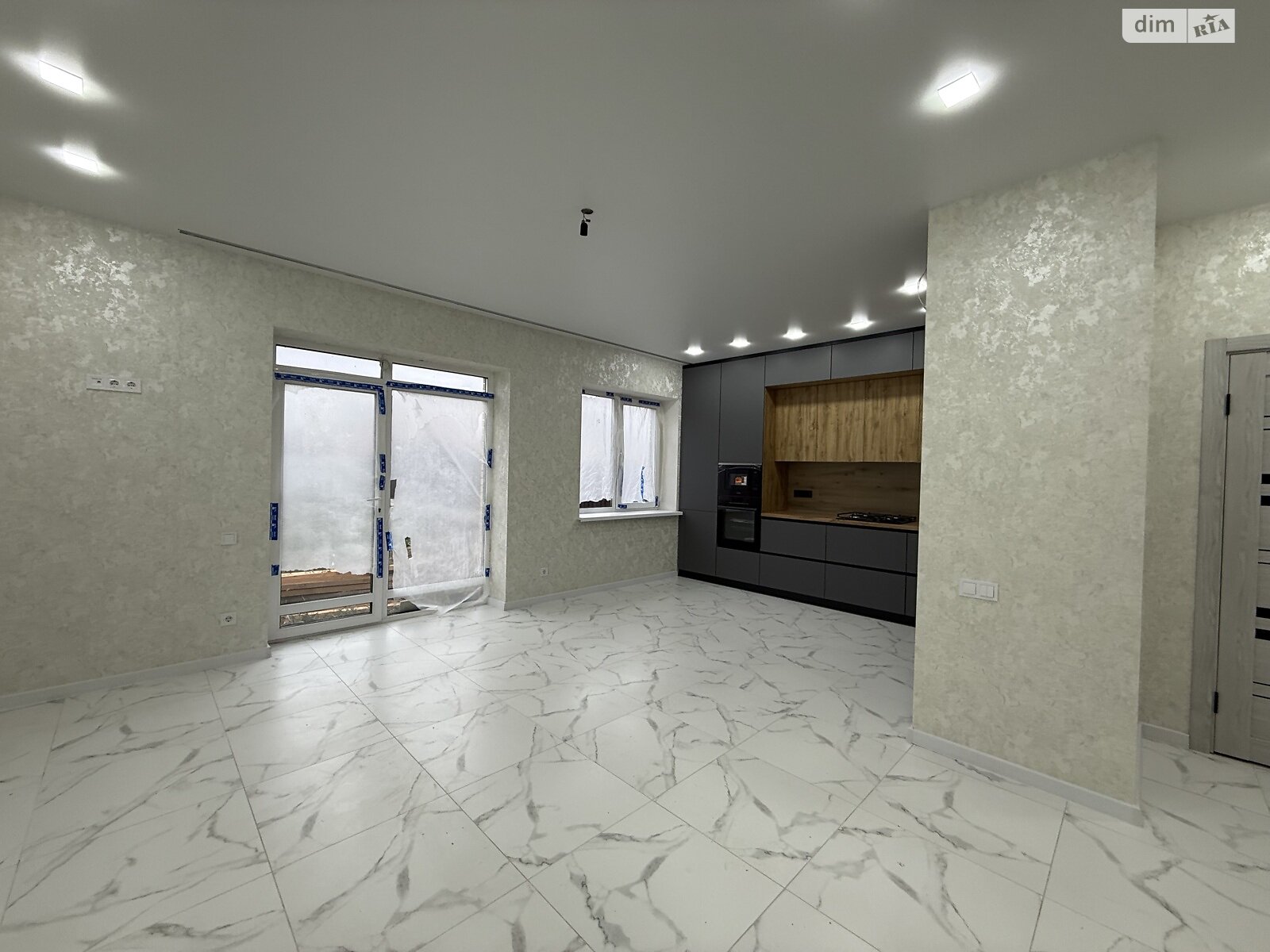 двухэтажный дом с отоплением, 120 кв. м, кирпич. Продажа в Виннице район Старый город фото 1