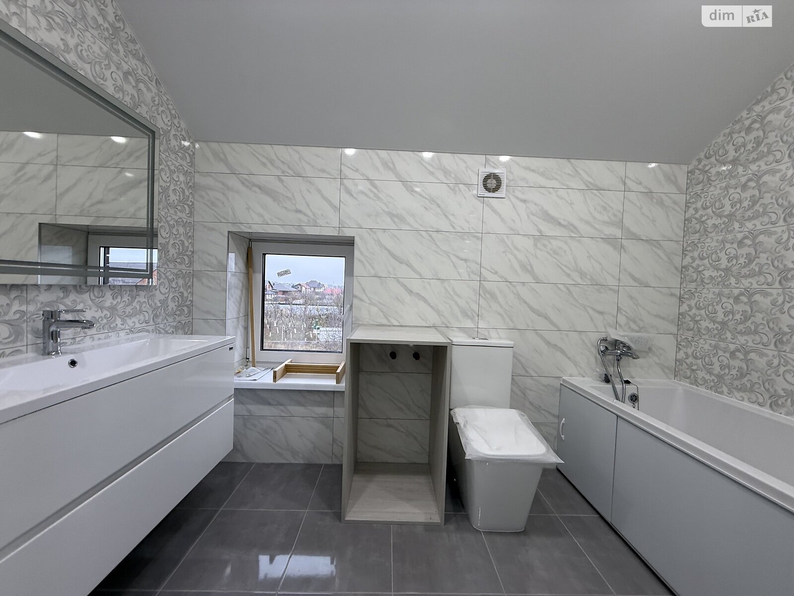 двухэтажный дом с отоплением, 120 кв. м, кирпич. Продажа в Виннице район Старый город фото 1