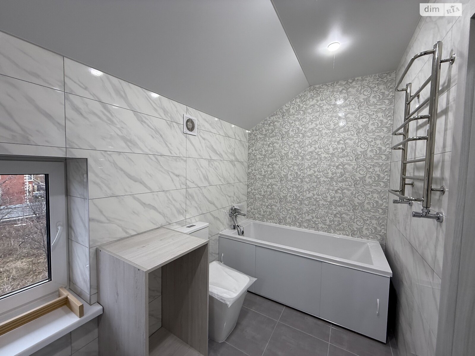 двухэтажный дом с отоплением, 120 кв. м, кирпич. Продажа в Виннице район Старый город фото 1