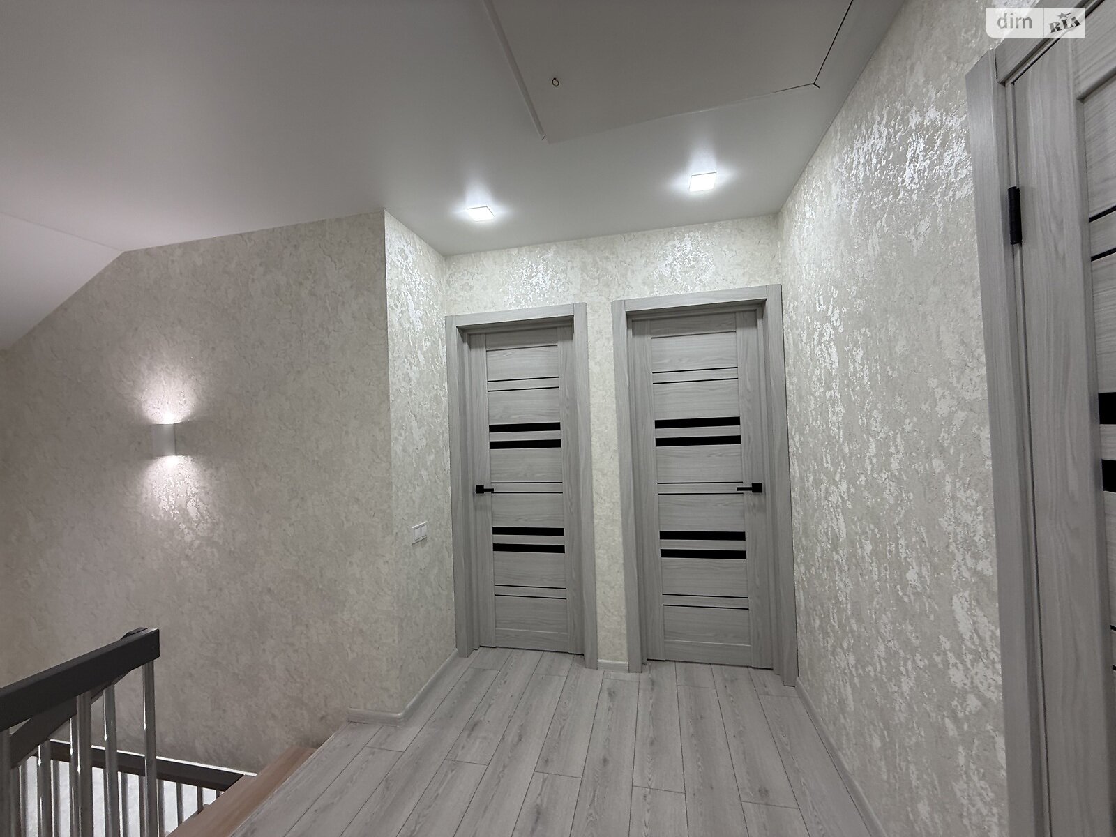 двухэтажный дом с отоплением, 120 кв. м, кирпич. Продажа в Виннице район Старый город фото 1