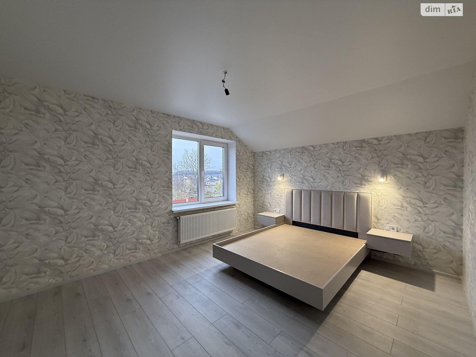 двухэтажный дом с отоплением, 120 кв. м, кирпич. Продажа в Виннице район Старый город фото 1