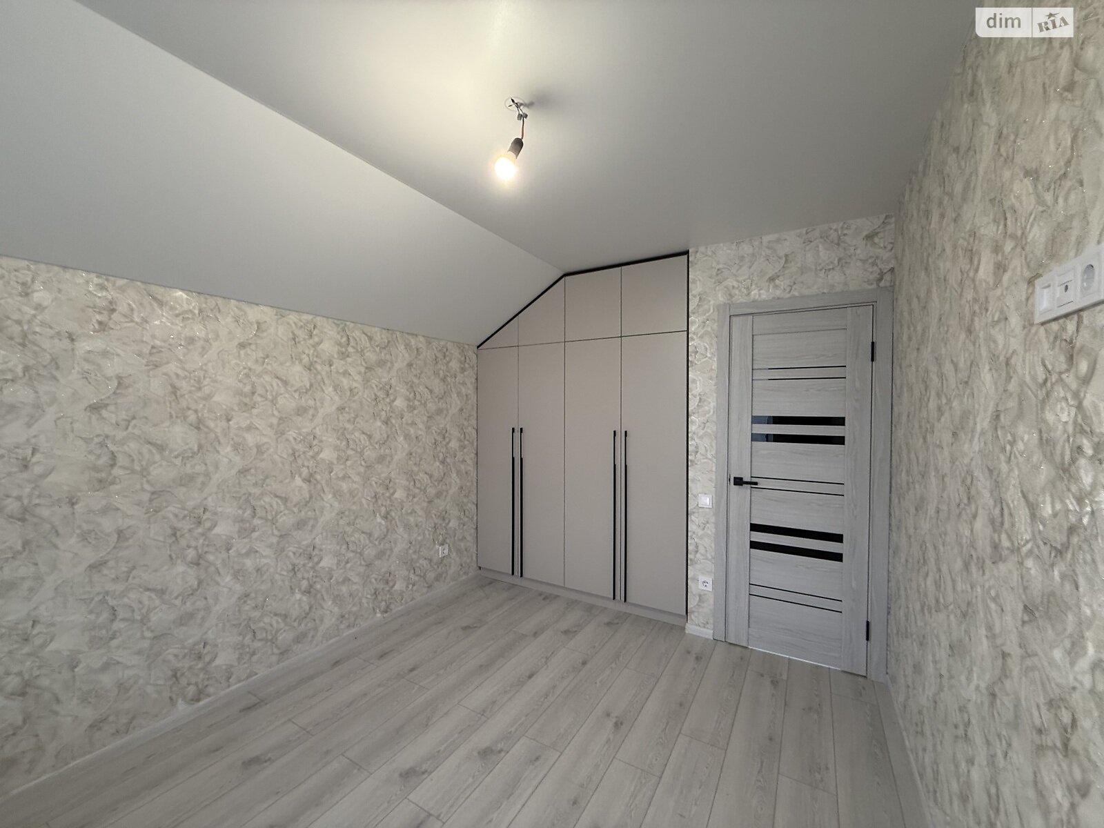 двухэтажный дом с отоплением, 120 кв. м, кирпич. Продажа в Виннице район Старый город фото 1