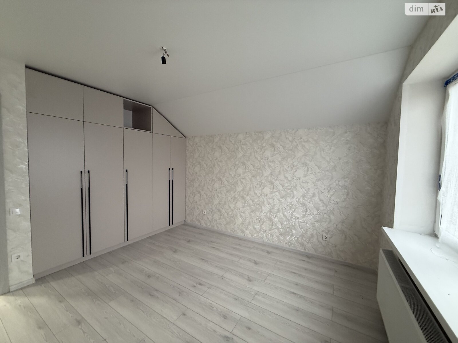 двухэтажный дом с отоплением, 120 кв. м, кирпич. Продажа в Виннице район Старый город фото 1