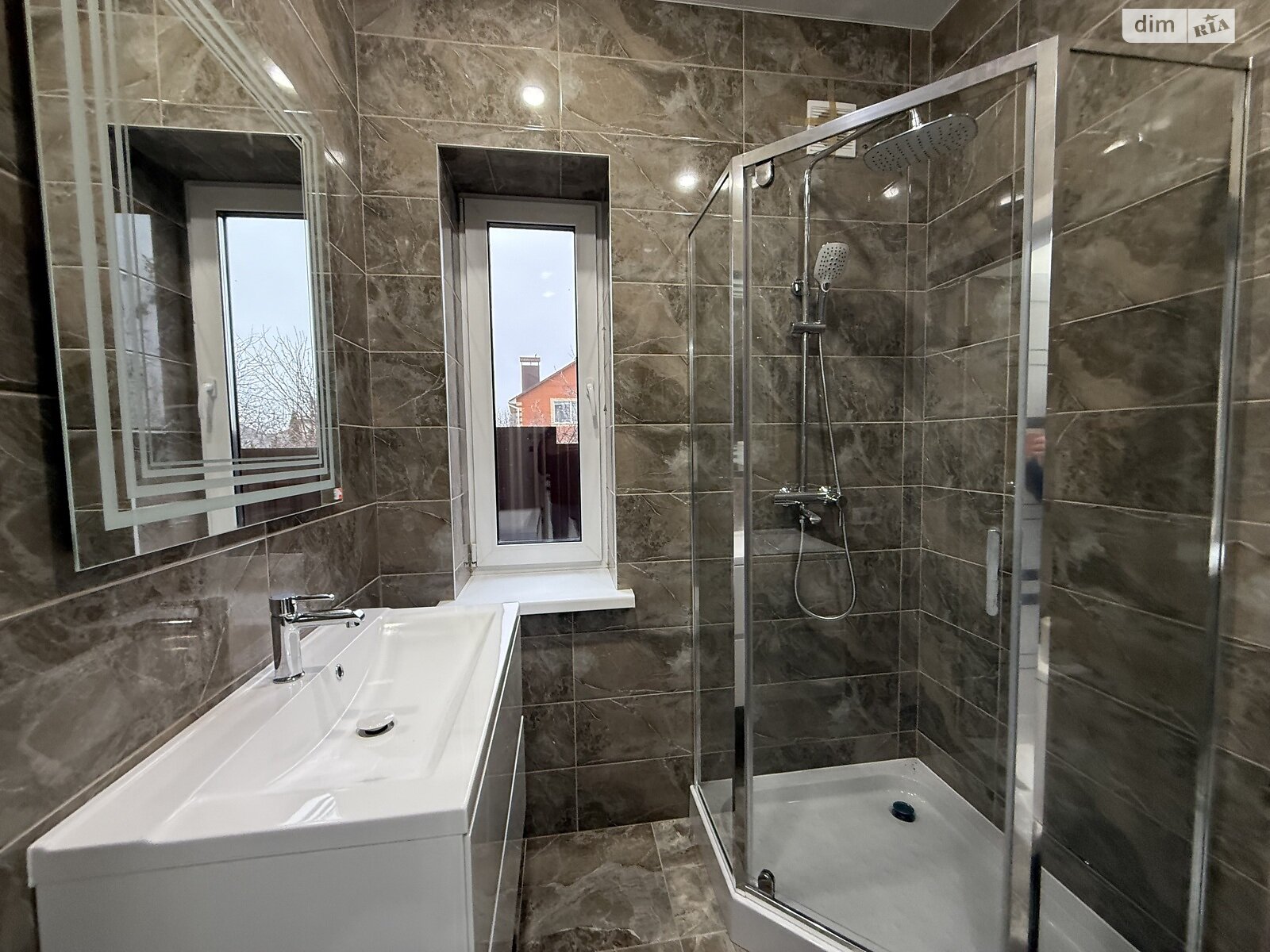 двухэтажный дом с отоплением, 120 кв. м, кирпич. Продажа в Виннице район Старый город фото 1