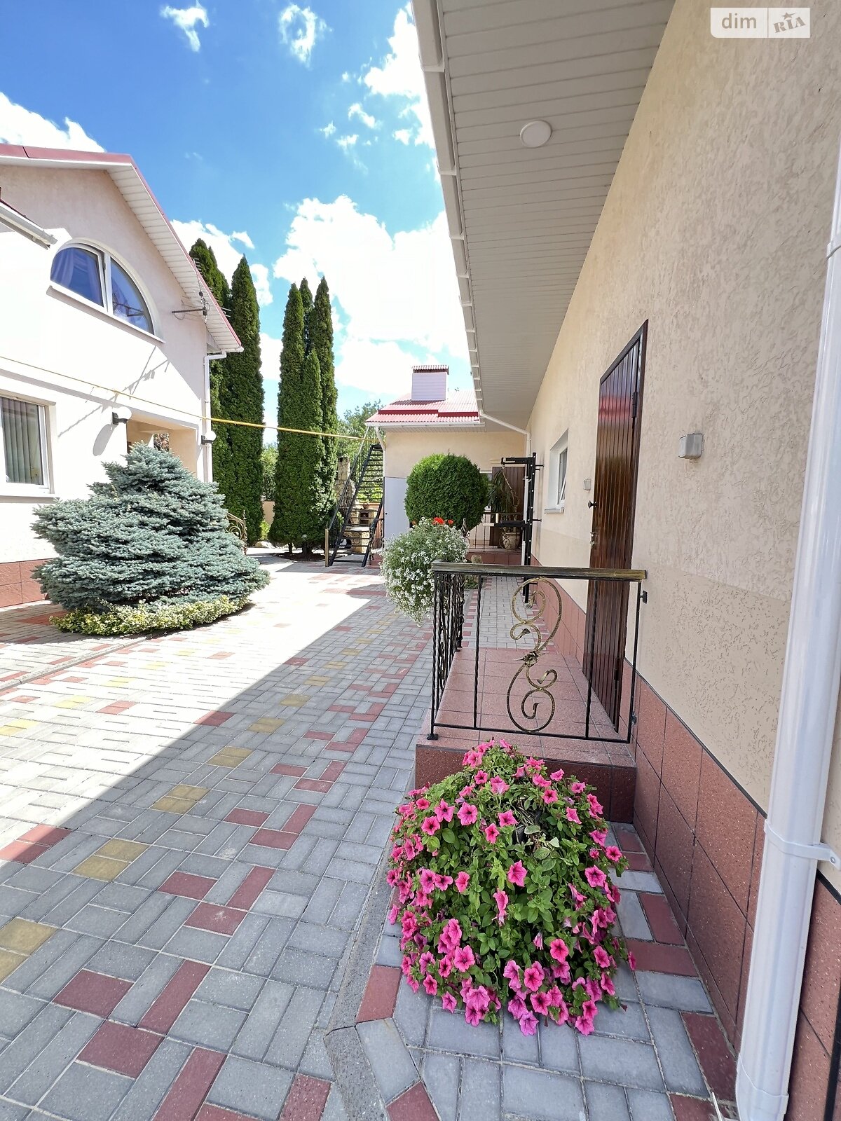 двоповерховий будинок бесідка, 187.4 кв. м, цегла. Продаж в Вінниці, район Старе місто фото 1 двоповерховий будинок бесідка, 187.4 кв. м, цегла. Продаж в Вінниці, район Старе місто фото 1