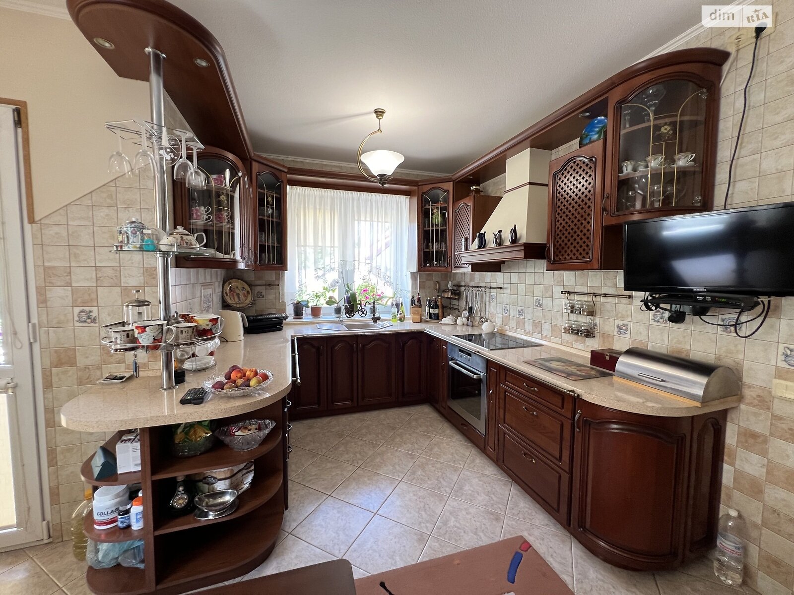 двоповерховий будинок бесідка, 187.4 кв. м, цегла. Продаж в Вінниці, район Старе місто фото 1 двоповерховий будинок бесідка, 187.4 кв. м, цегла. Продаж в Вінниці, район Старе місто фото 1