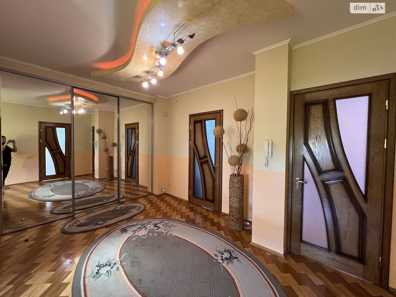двоповерховий будинок бесідка, 187.4 кв. м, цегла. Продаж в Вінниці, район Старе місто фото 1 двоповерховий будинок бесідка, 187.4 кв. м, цегла. Продаж в Вінниці, район Старе місто фото 1
