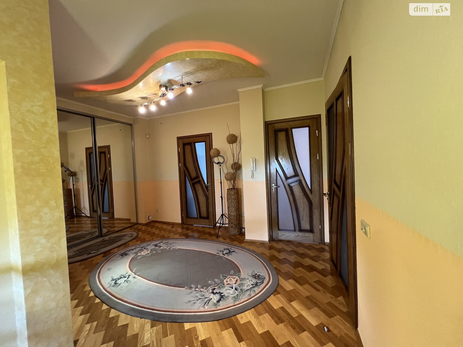 двоповерховий будинок бесідка, 187.4 кв. м, цегла. Продаж в Вінниці, район Старе місто фото 1 двоповерховий будинок бесідка, 187.4 кв. м, цегла. Продаж в Вінниці, район Старе місто фото 1