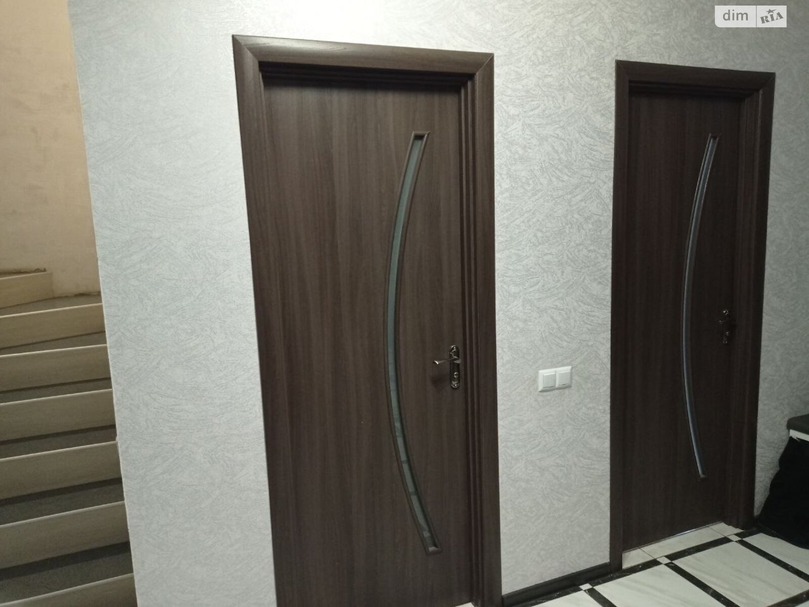 двухэтажный дом с гаражом, 212.9 кв. м, кирпич. Продажа в Виннице район Старый город фото 1 двухэтажный дом с гаражом, 212.9 кв. м, кирпич. Продажа в Виннице район Старый город фото 1