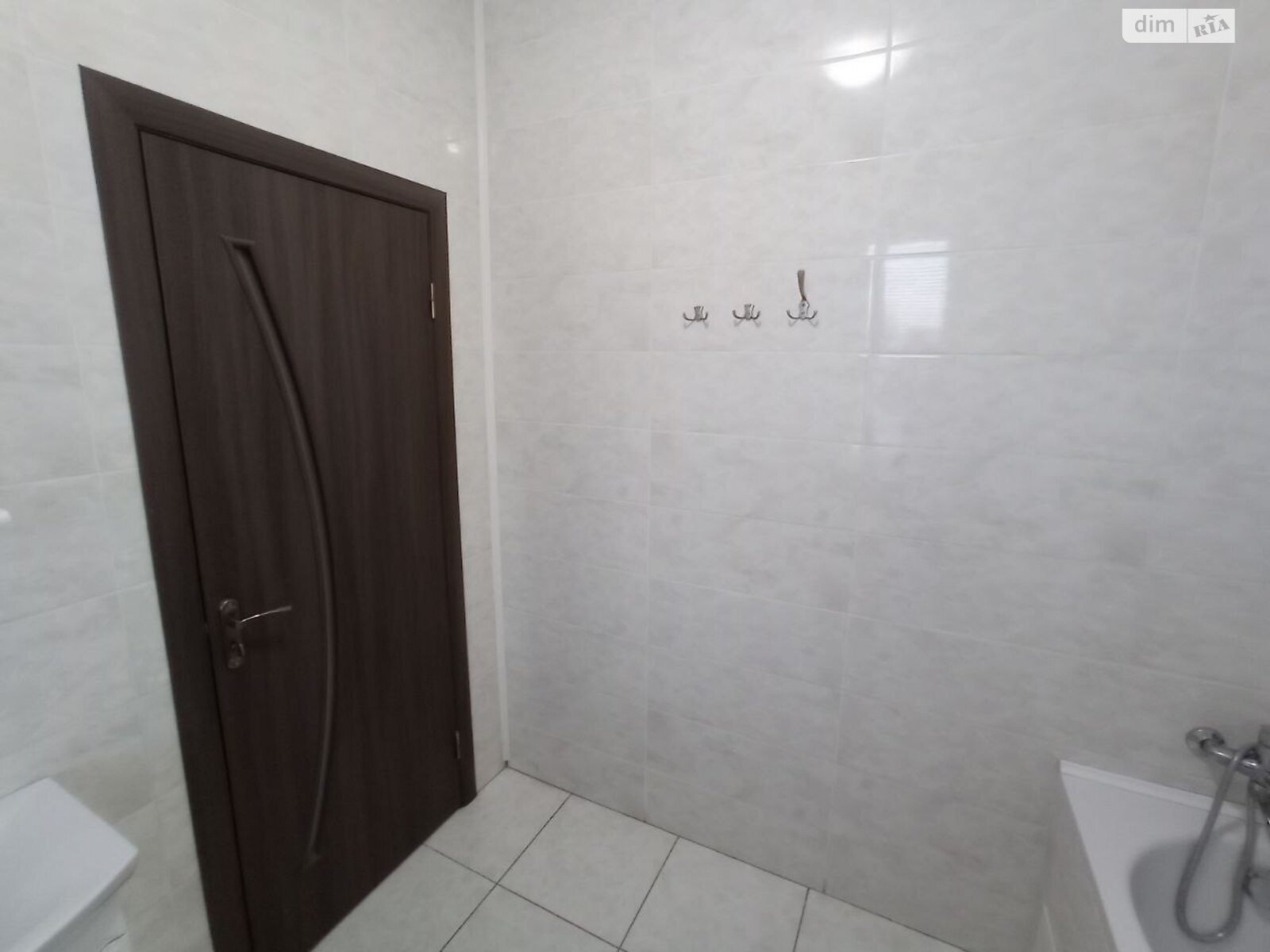 двухэтажный дом с гаражом, 212.9 кв. м, кирпич. Продажа в Виннице район Старый город фото 1 двухэтажный дом с гаражом, 212.9 кв. м, кирпич. Продажа в Виннице район Старый город фото 1