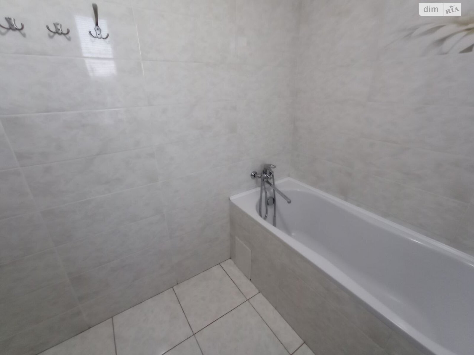 двухэтажный дом с гаражом, 212.9 кв. м, кирпич. Продажа в Виннице район Старый город фото 1 двухэтажный дом с гаражом, 212.9 кв. м, кирпич. Продажа в Виннице район Старый город фото 1
