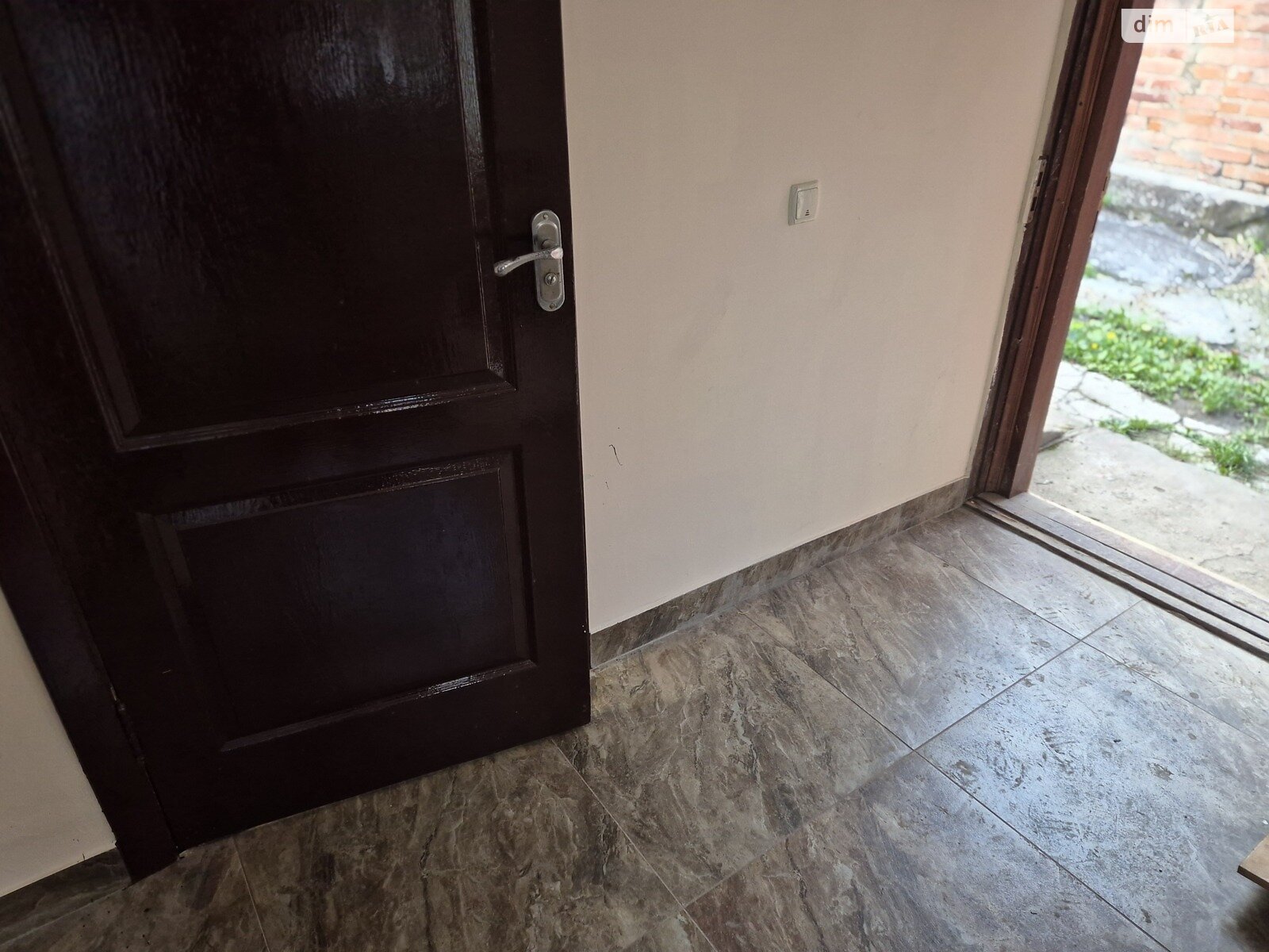 одноповерховий будинок з гаражем, 26 кв. м, цегла. Продаж в Вінниці, район Старе місто фото 1 одноповерховий будинок з гаражем, 26 кв. м, цегла. Продаж в Вінниці, район Старе місто фото 1