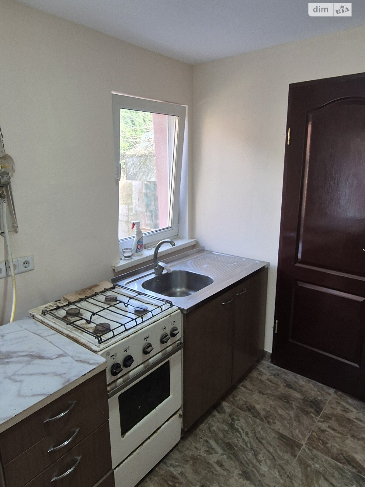 одноэтажный дом с гаражом, 26 кв. м, кирпич. Продажа в Виннице район Старый город фото 1 одноэтажный дом с гаражом, 26 кв. м, кирпич. Продажа в Виннице район Старый город фото 1