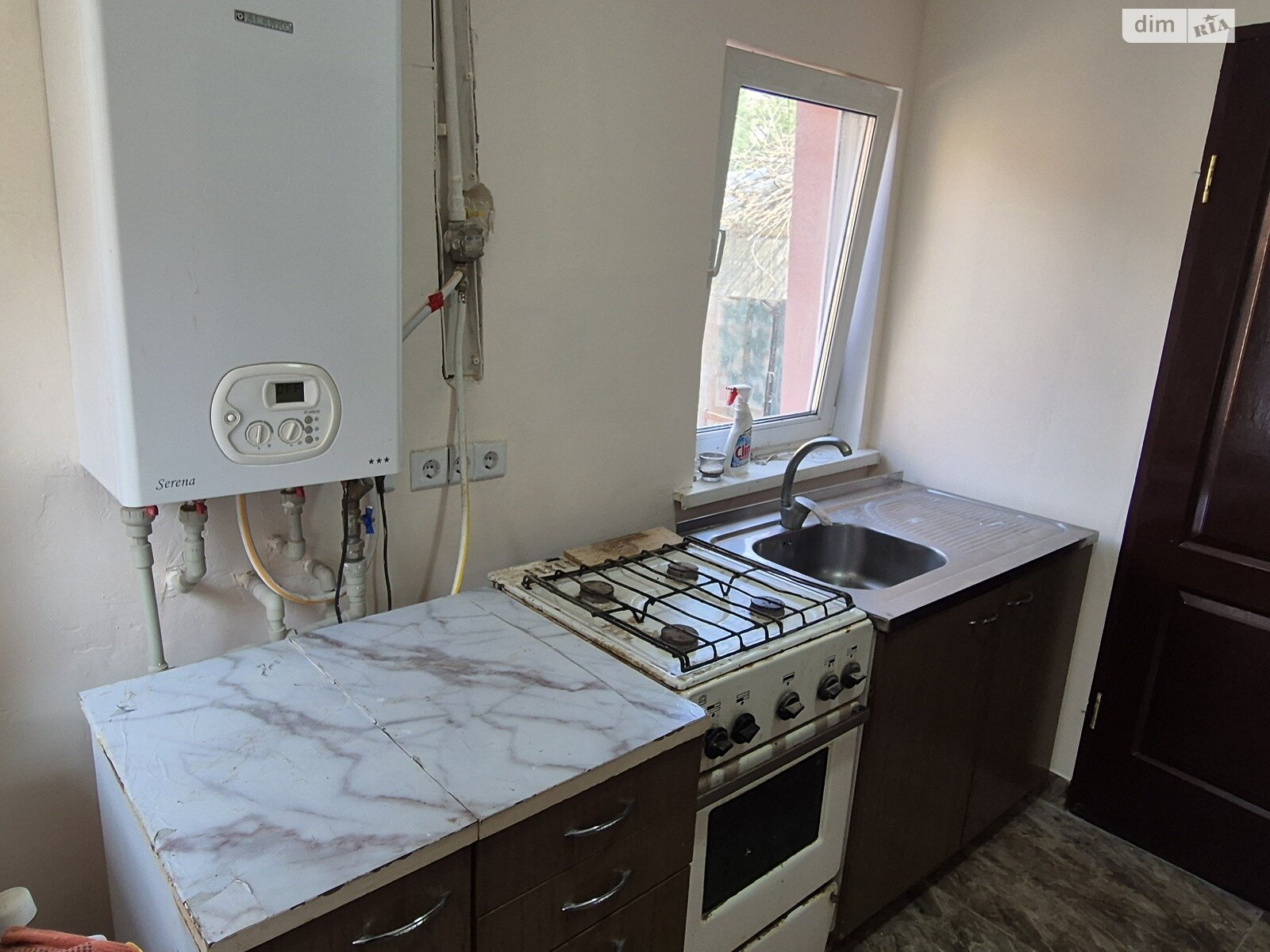 одноэтажный дом с гаражом, 26 кв. м, кирпич. Продажа в Виннице район Старый город фото 1 одноэтажный дом с гаражом, 26 кв. м, кирпич. Продажа в Виннице район Старый город фото 1