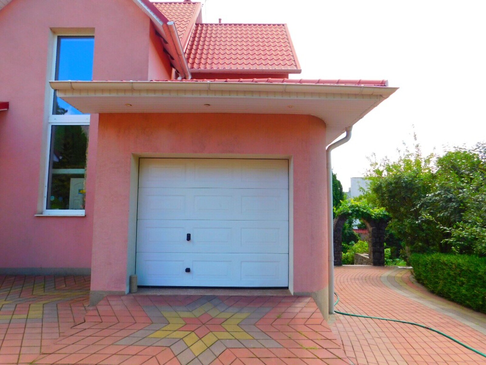 триповерховий будинок з опаленням, 387.3 кв. м, цегла. Продаж в Вінниці, район Центр фото 1 триповерховий будинок з опаленням, 387.3 кв. м, цегла. Продаж в Вінниці, район Центр фото 1