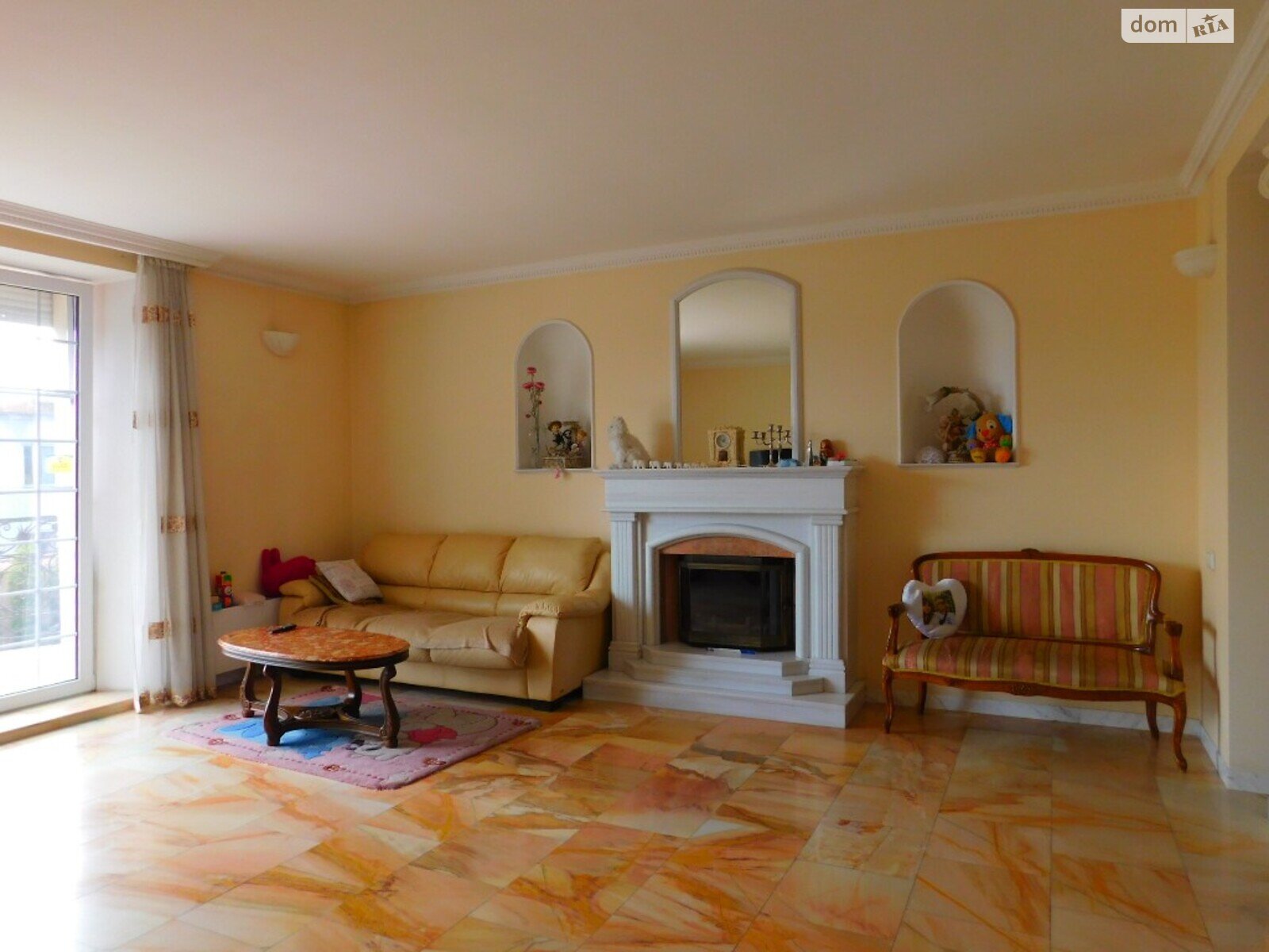триповерховий будинок з опаленням, 387.3 кв. м, цегла. Продаж в Вінниці, район Центр фото 1 триповерховий будинок з опаленням, 387.3 кв. м, цегла. Продаж в Вінниці, район Центр фото 1