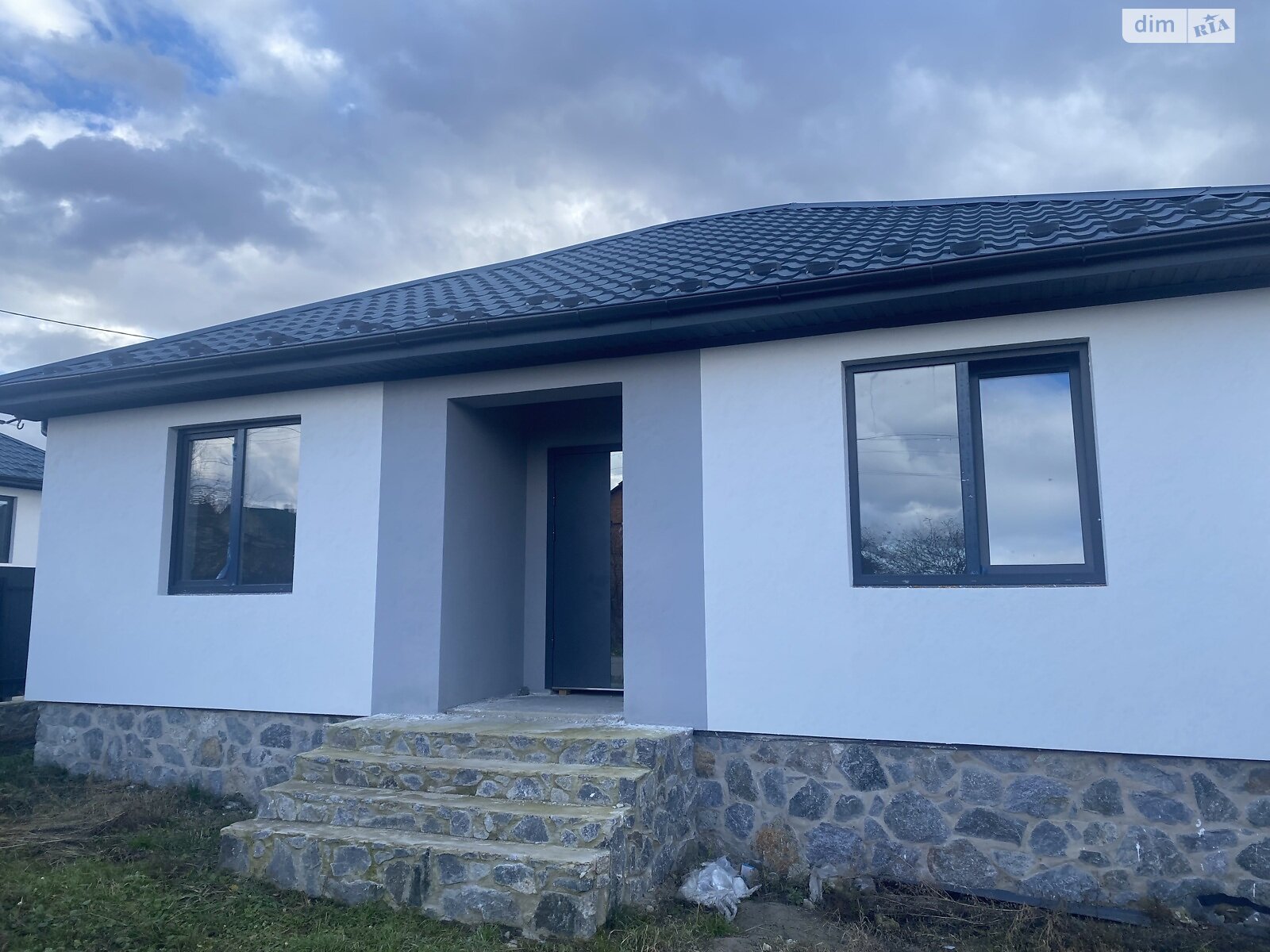 одноэтажный дом, 100 кв. м, кирпич. Продажа в Стрижавке фото 1