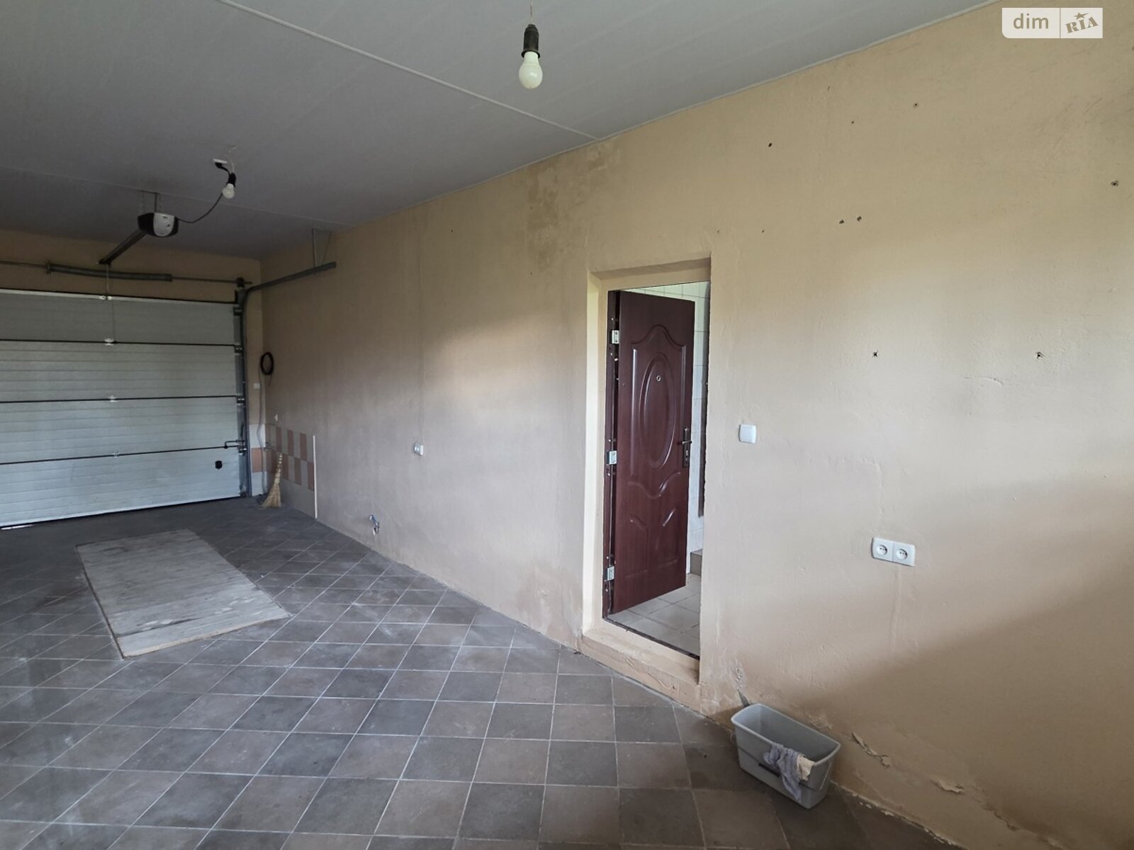 трехэтажный дом с верандой, 262 кв. м, кирпич. Продажа в Винницких Хуторах фото 1
