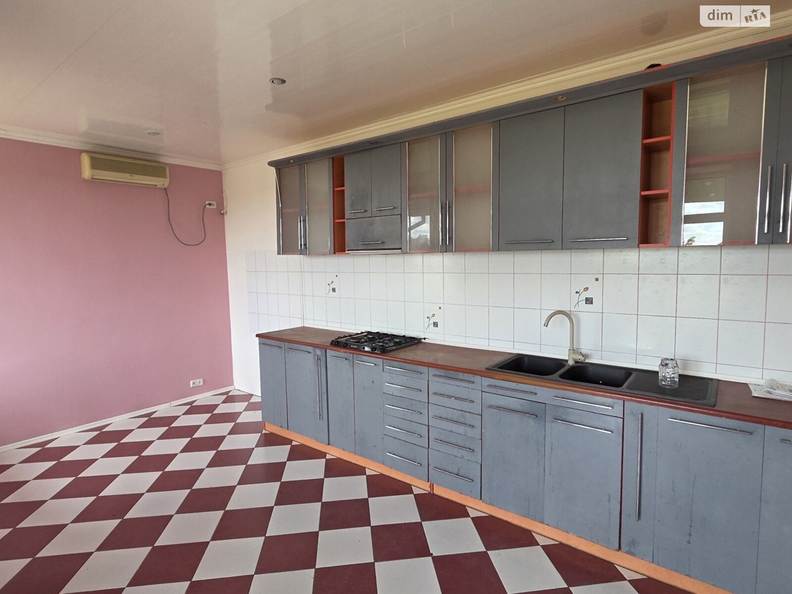 трехэтажный дом с верандой, 262 кв. м, кирпич. Продажа в Винницких Хуторах фото 1